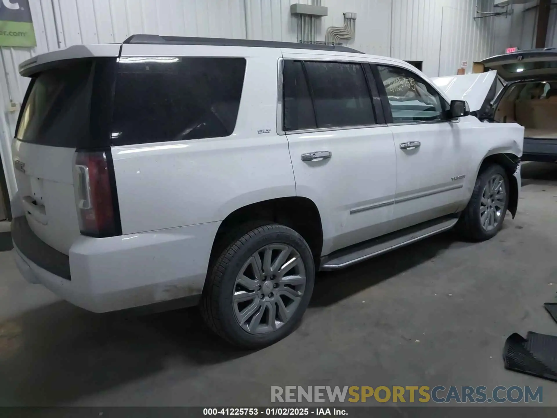 4 fotografías del automóvil dañado 1GKS2BKC2LR175800 GMC YUKON 2020