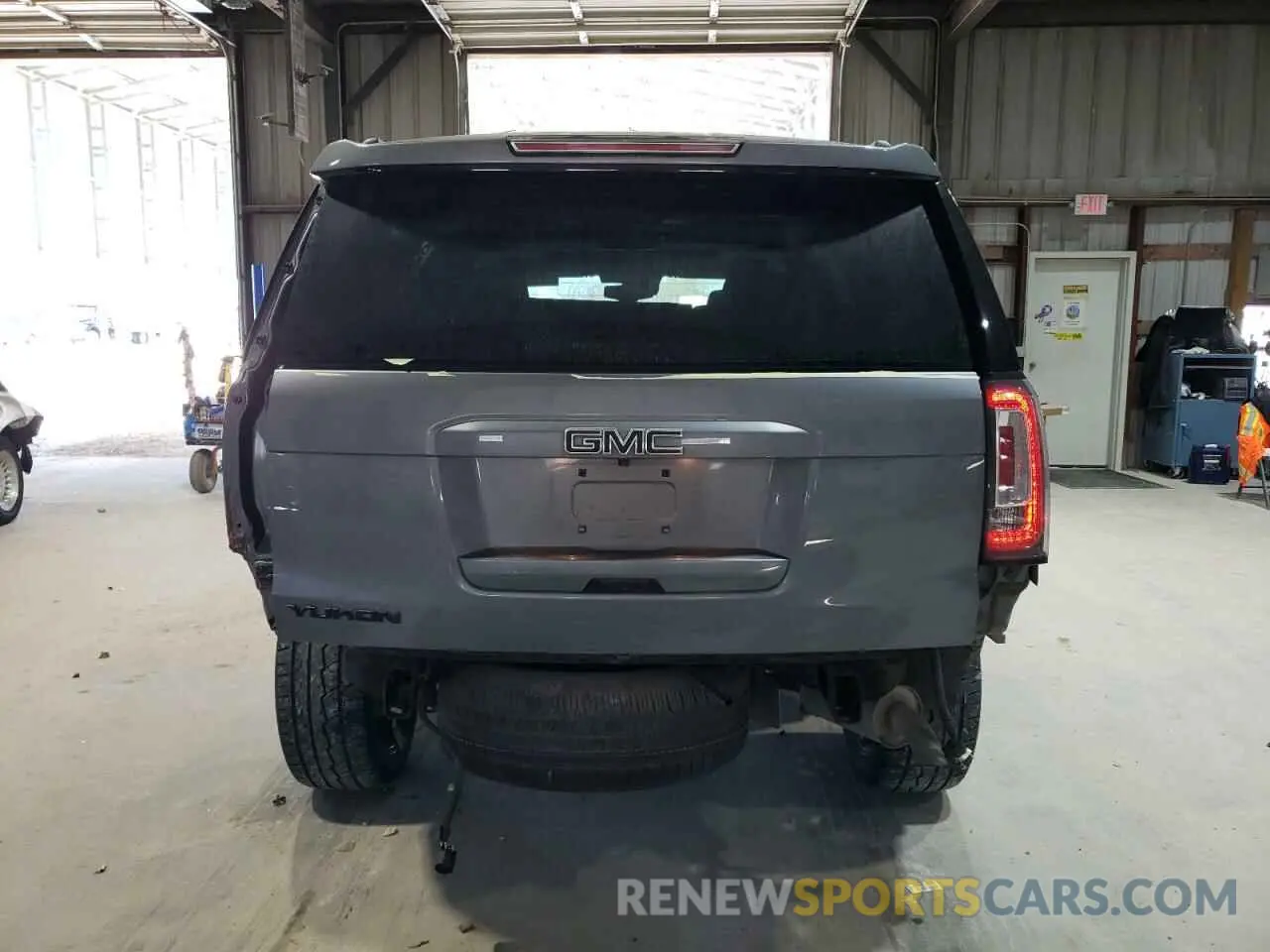 6 fotografías del automóvil dañado 1GKS2BKC7LR270532 GMC YUKON 2020