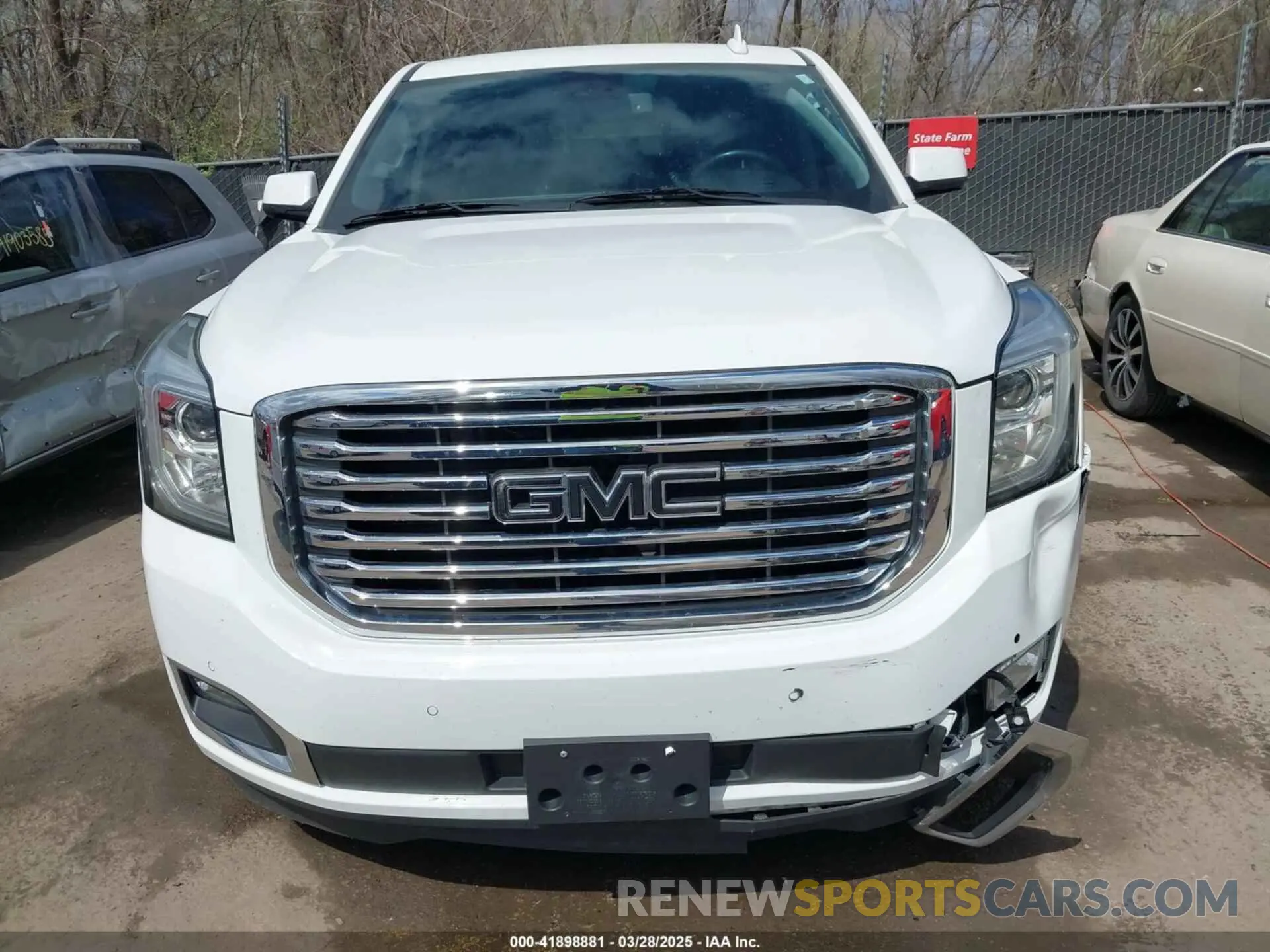 12 fotografías del automóvil dañado 1GKS2BKC7LR289730 GMC YUKON 2020