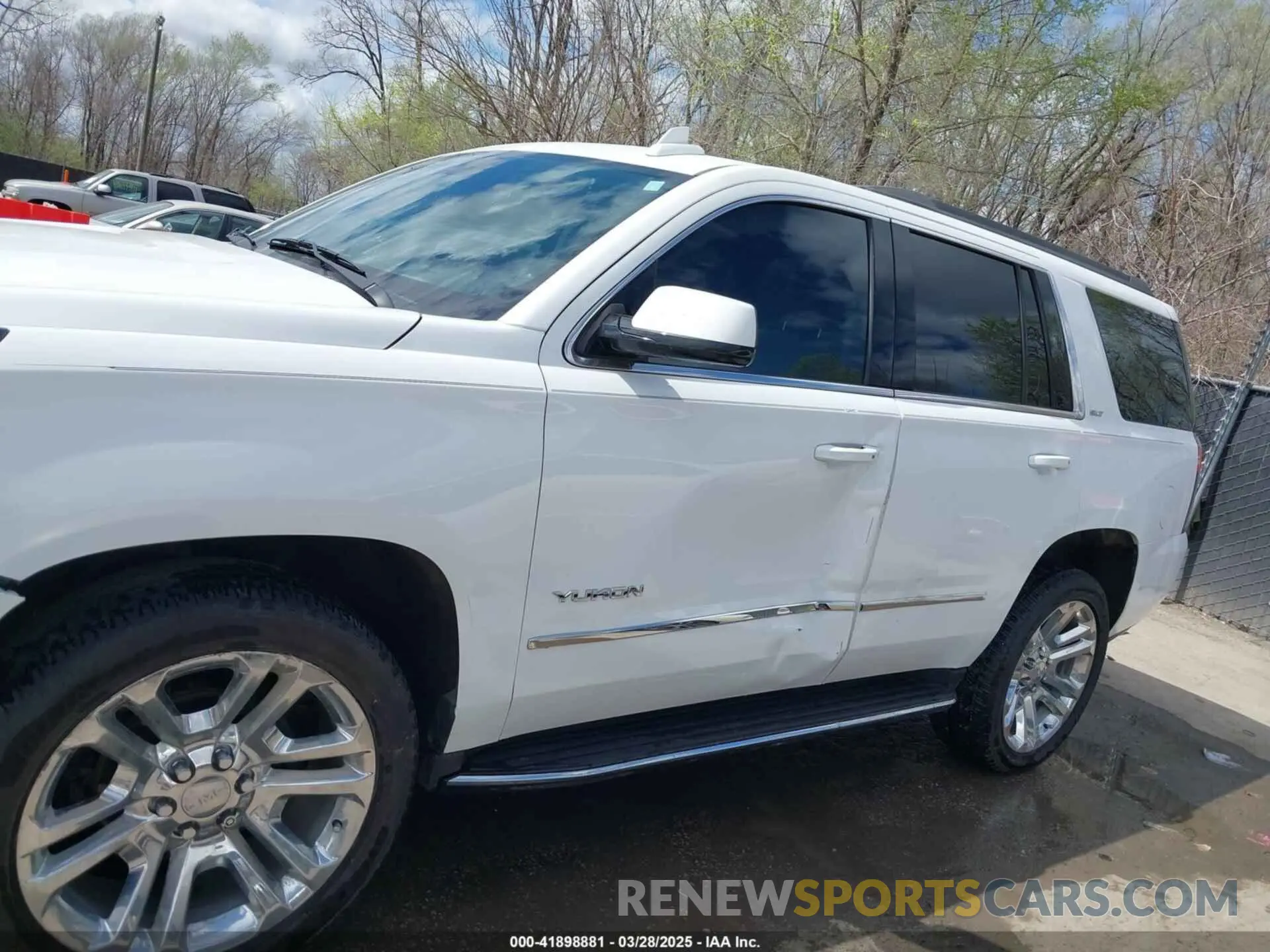 6 fotografías del automóvil dañado 1GKS2BKC7LR289730 GMC YUKON 2020