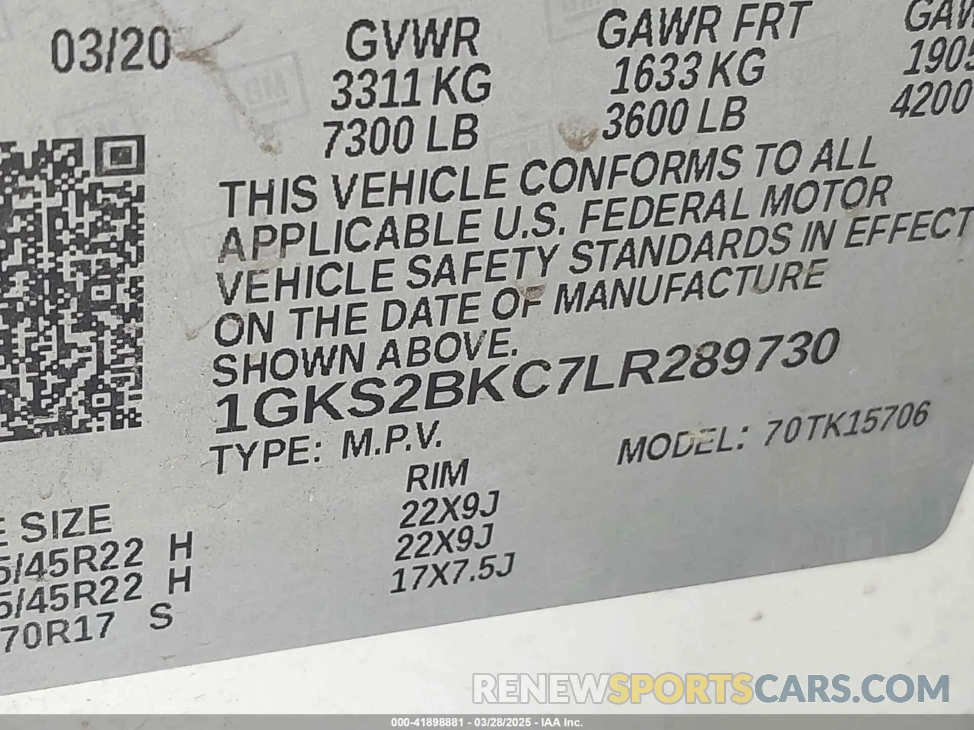 9 fotografías del automóvil dañado 1GKS2BKC7LR289730 GMC YUKON 2020