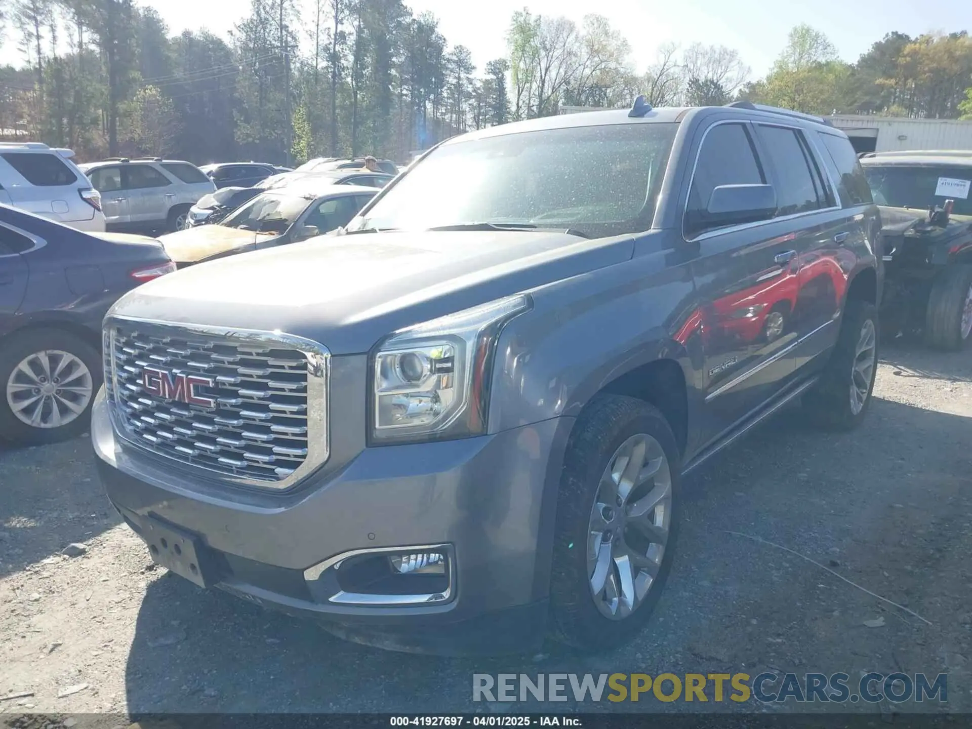 2 fotografías del automóvil dañado 1GKS2CKJ1LR285872 GMC YUKON 2020