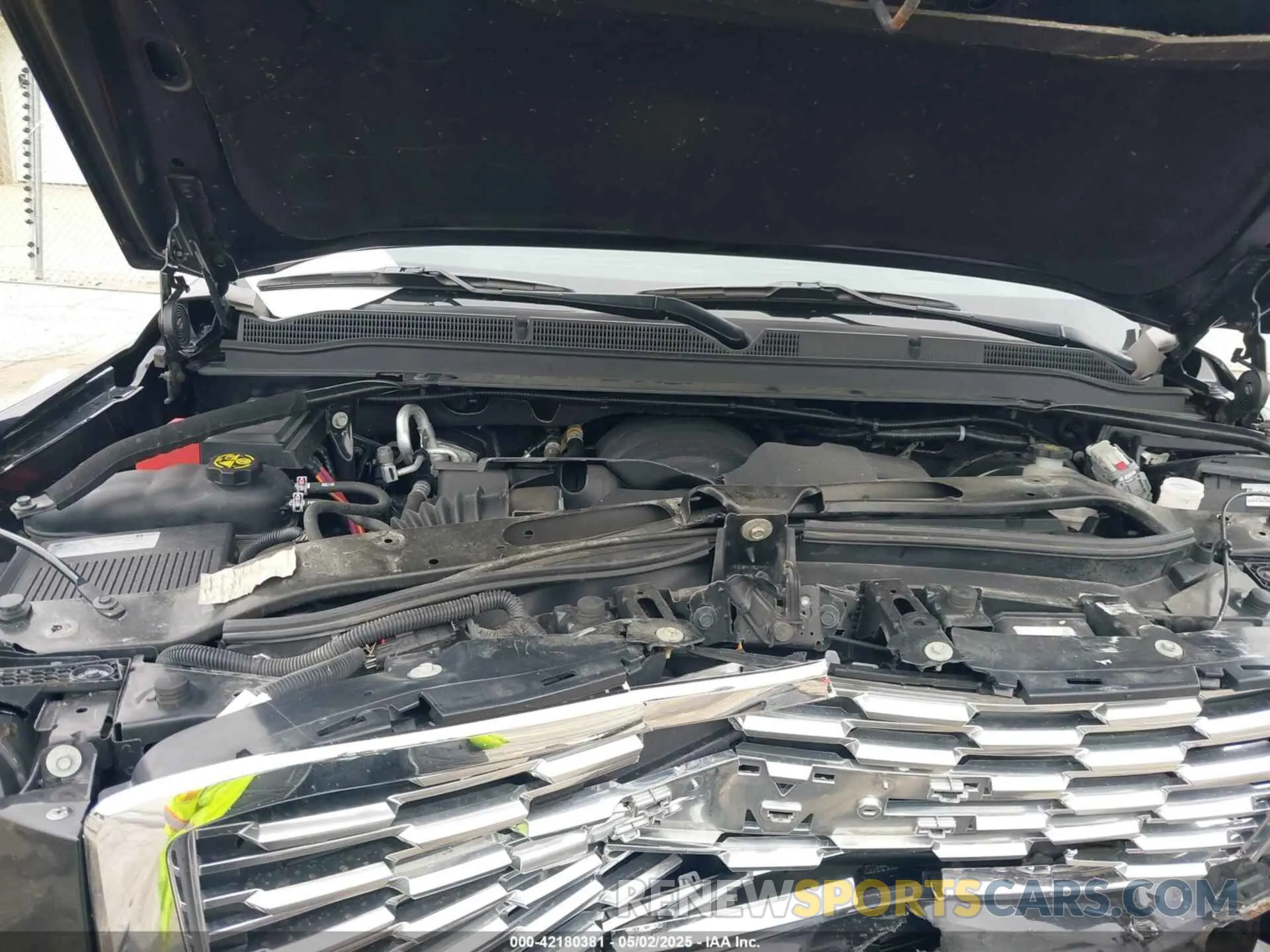 10 fotografías del automóvil dañado 1GKS2CKJ4LR137778 GMC YUKON 2020