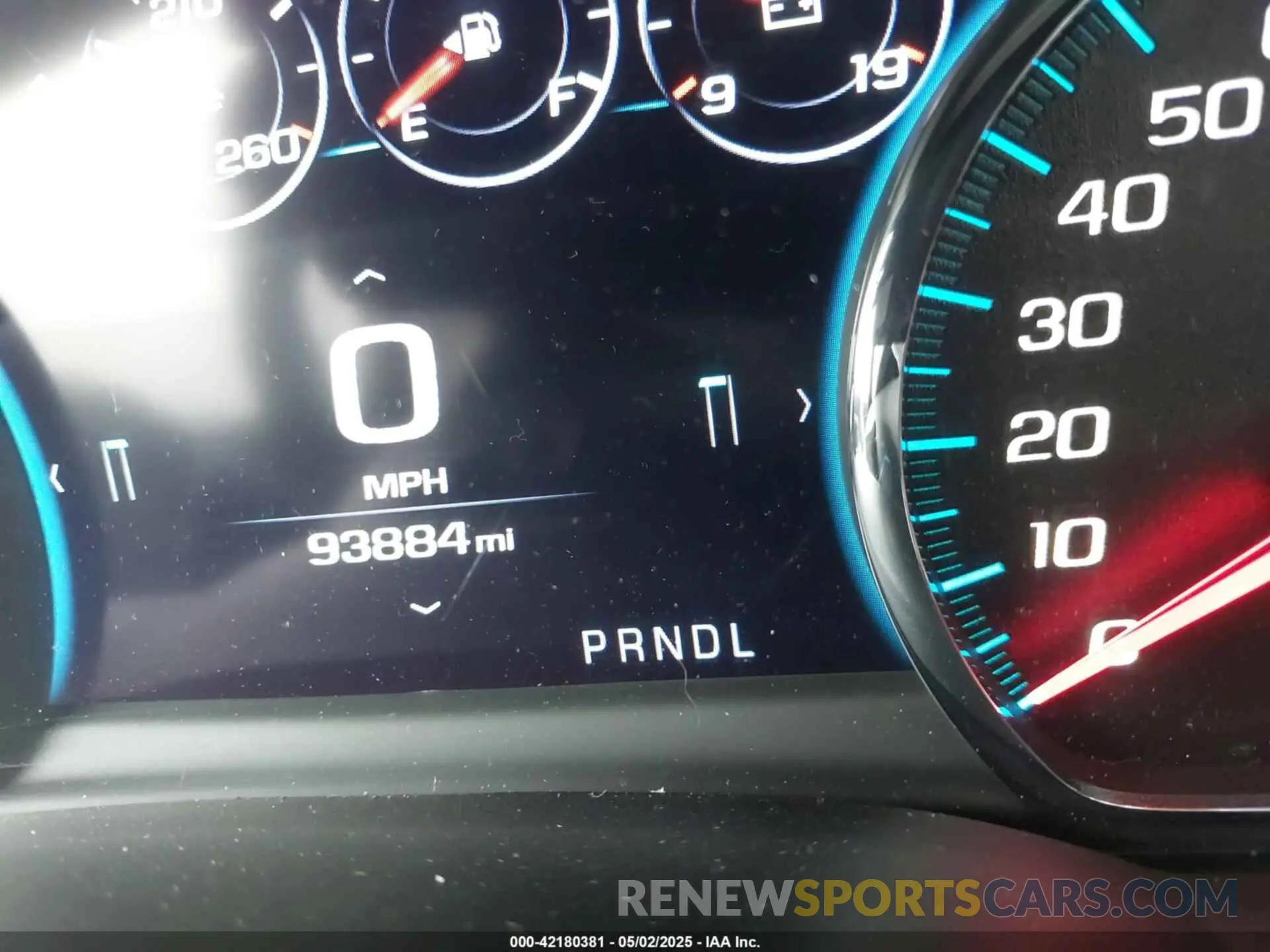 16 fotografías del automóvil dañado 1GKS2CKJ4LR137778 GMC YUKON 2020