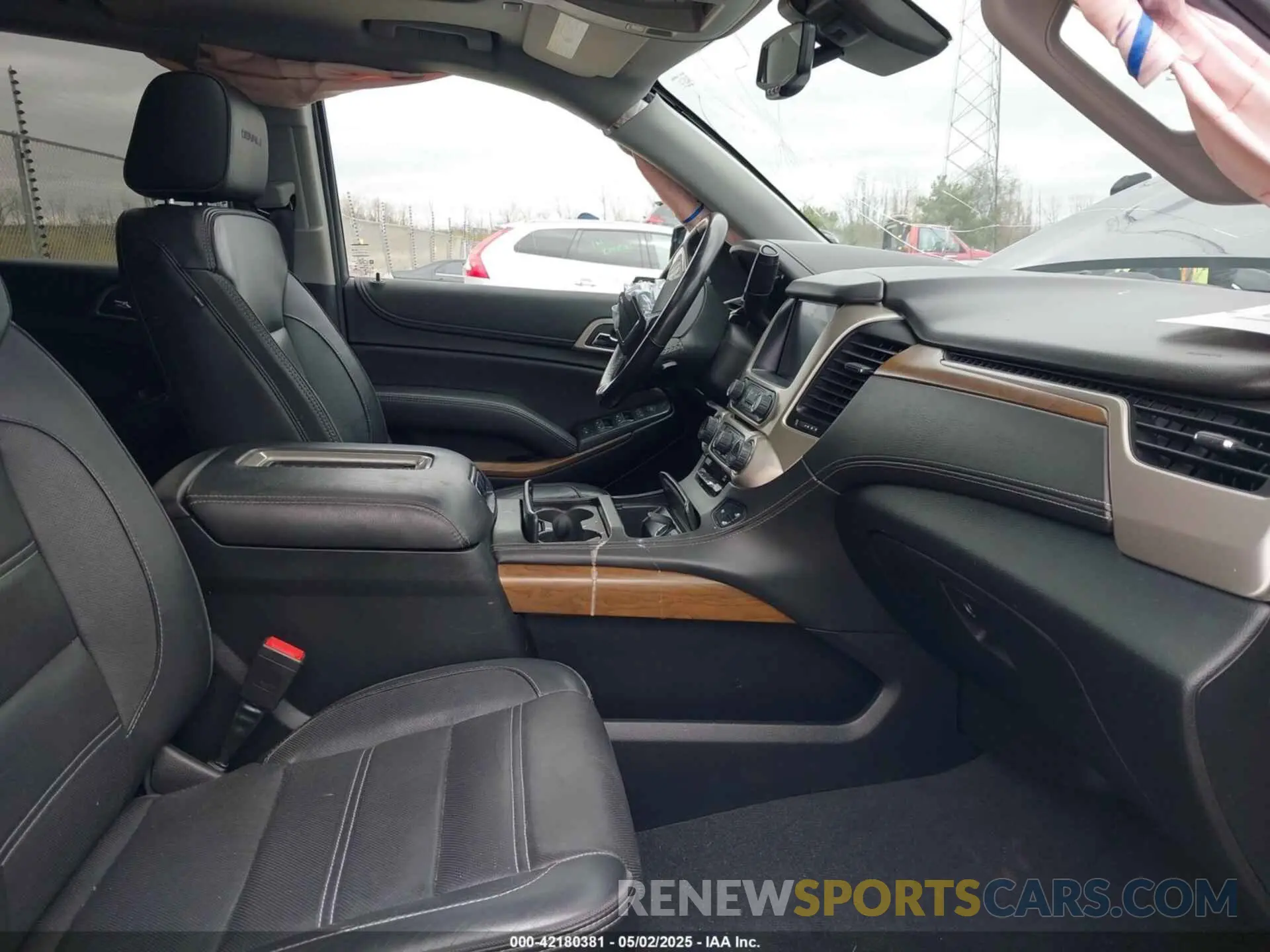 5 fotografías del automóvil dañado 1GKS2CKJ4LR137778 GMC YUKON 2020