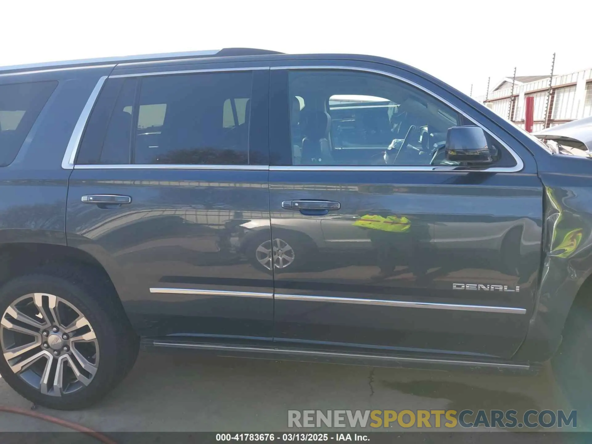 14 fotografías del automóvil dañado 1GKS2CKJ8LR108770 GMC YUKON 2020