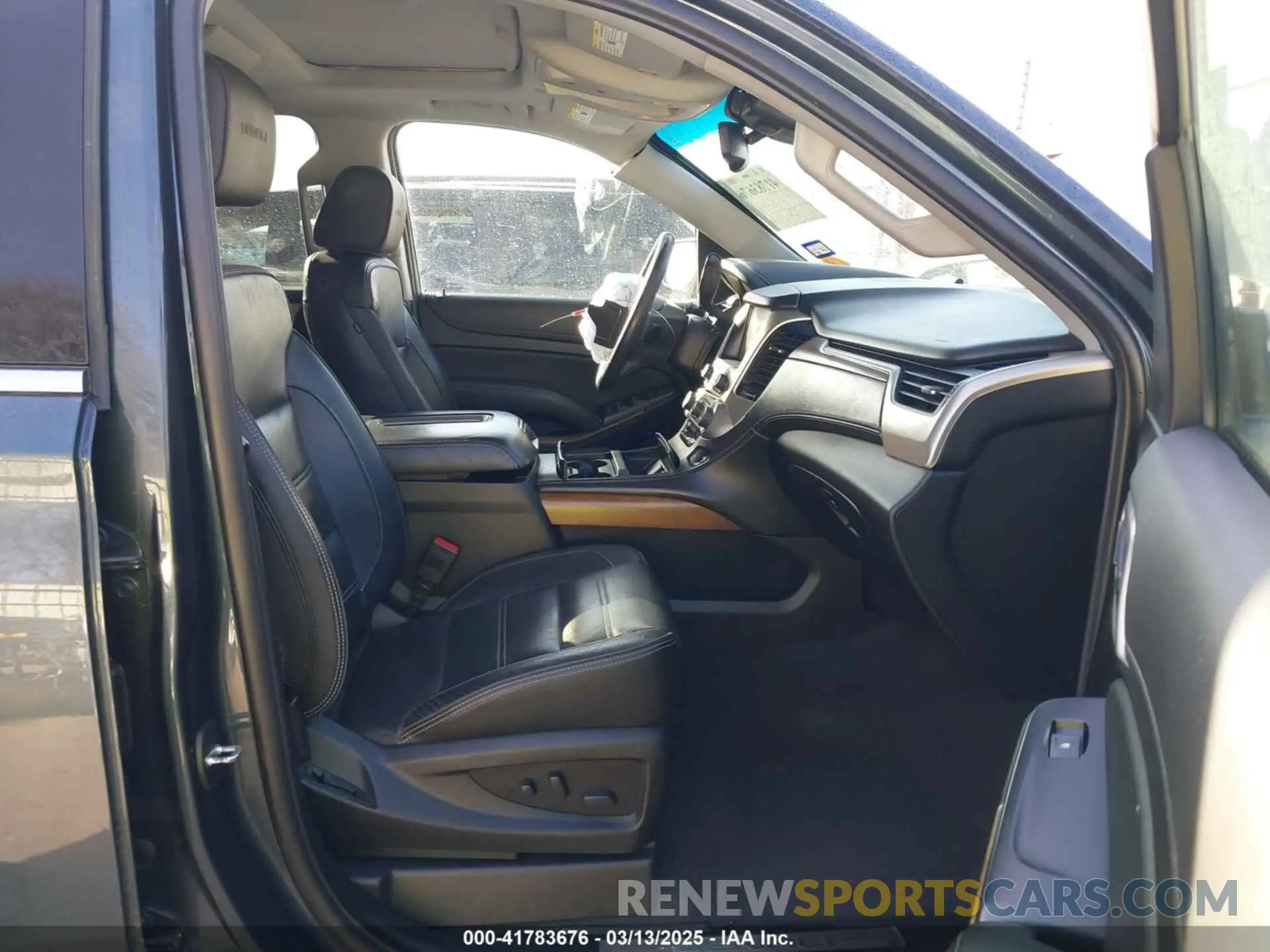5 fotografías del automóvil dañado 1GKS2CKJ8LR108770 GMC YUKON 2020