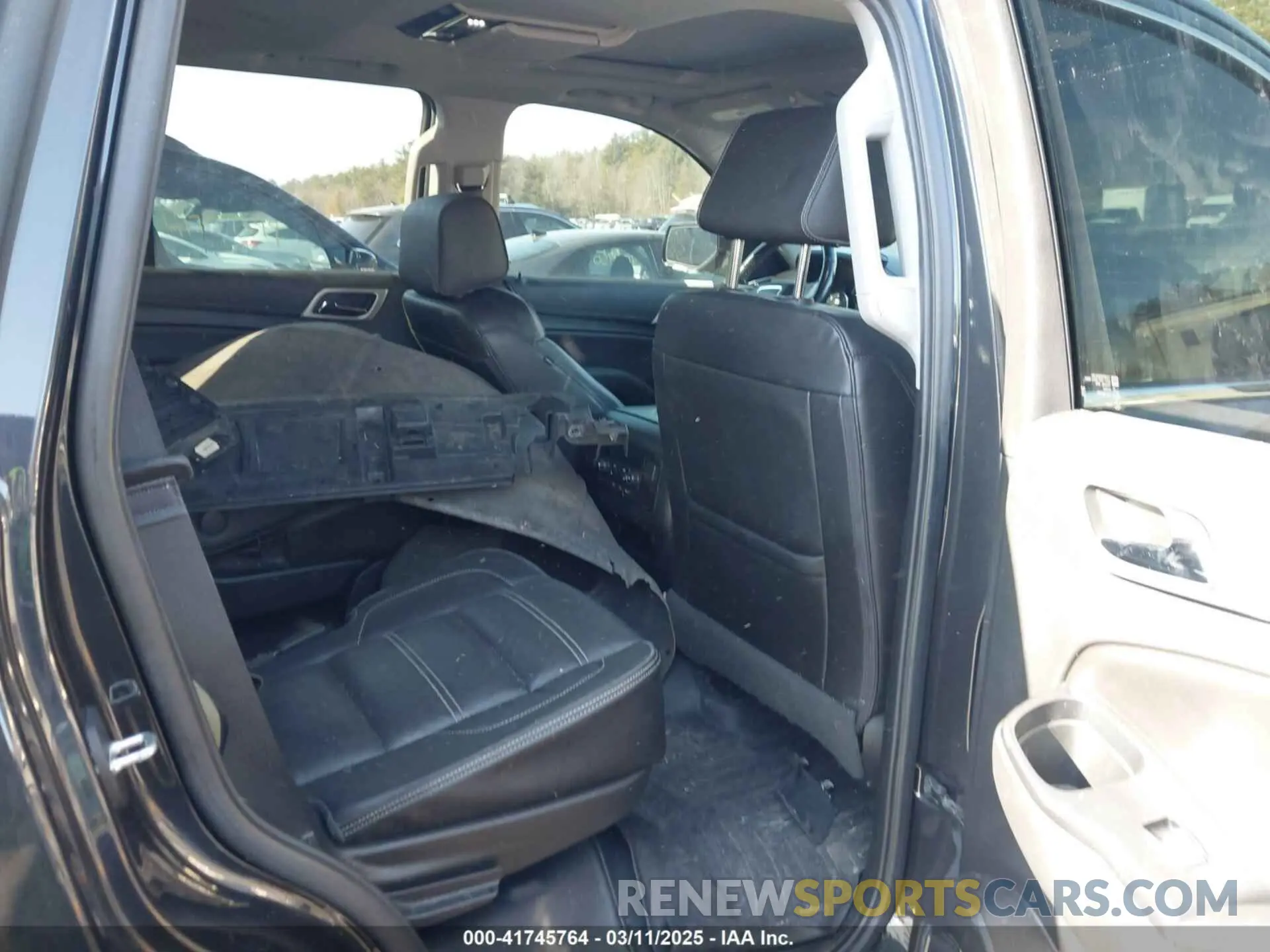8 fotografías del automóvil dañado 1GKS2CKJXLR204111 GMC YUKON 2020