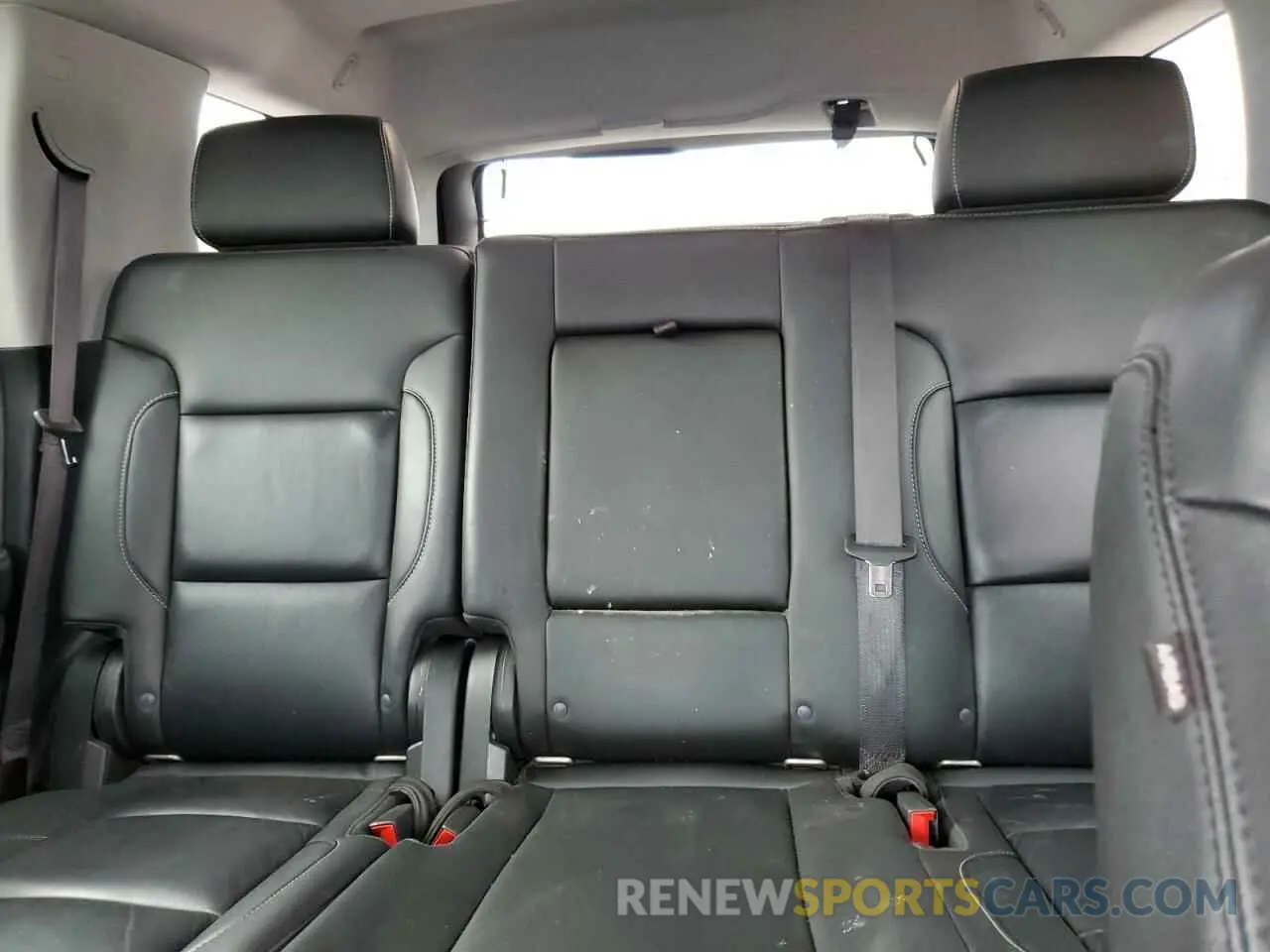 10 fotografías del automóvil dañado 1GKS2DKCXLR123892 GMC YUKON 2020