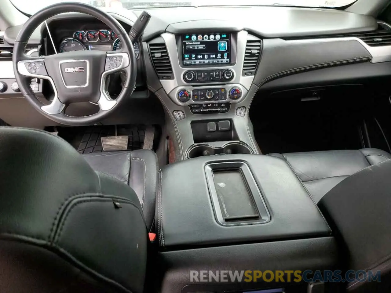 8 fotografías del automóvil dañado 1GKS2DKCXLR123892 GMC YUKON 2020