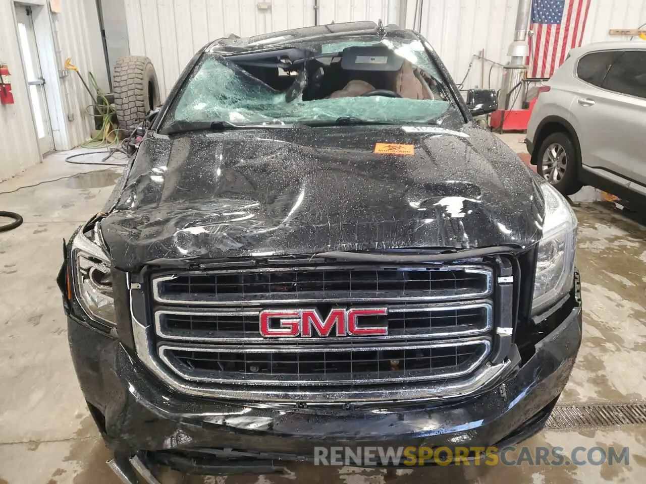 5 fotografías del automóvil dañado 1GKS2GKC6LR263083 GMC YUKON 2020