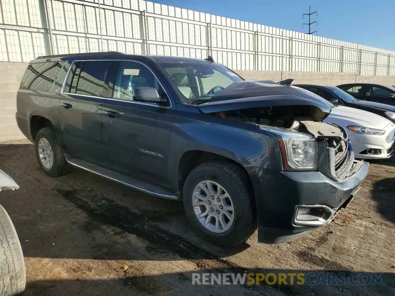 4 fotografías del automóvil dañado 1GKS2GKC9LR134559 GMC YUKON 2020