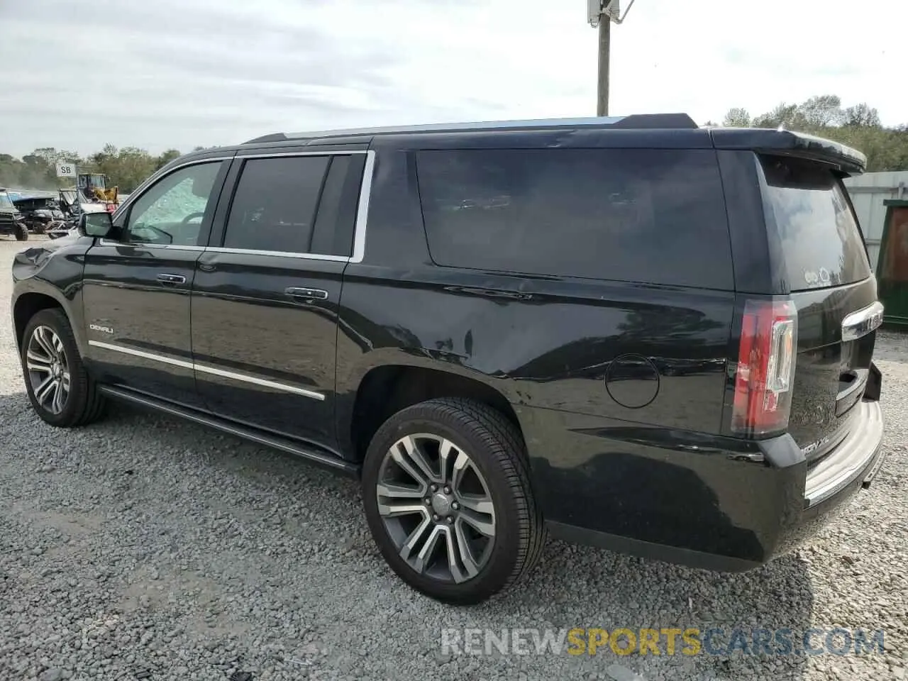 2 fotografías del automóvil dañado 1GKS2HKJ4LR265631 GMC YUKON 2020
