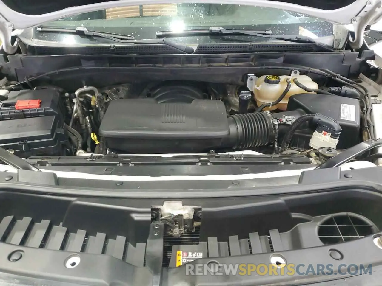 12 fotografías del automóvil dañado 1GKS1BKD0MR464123 GMC YUKON 2021