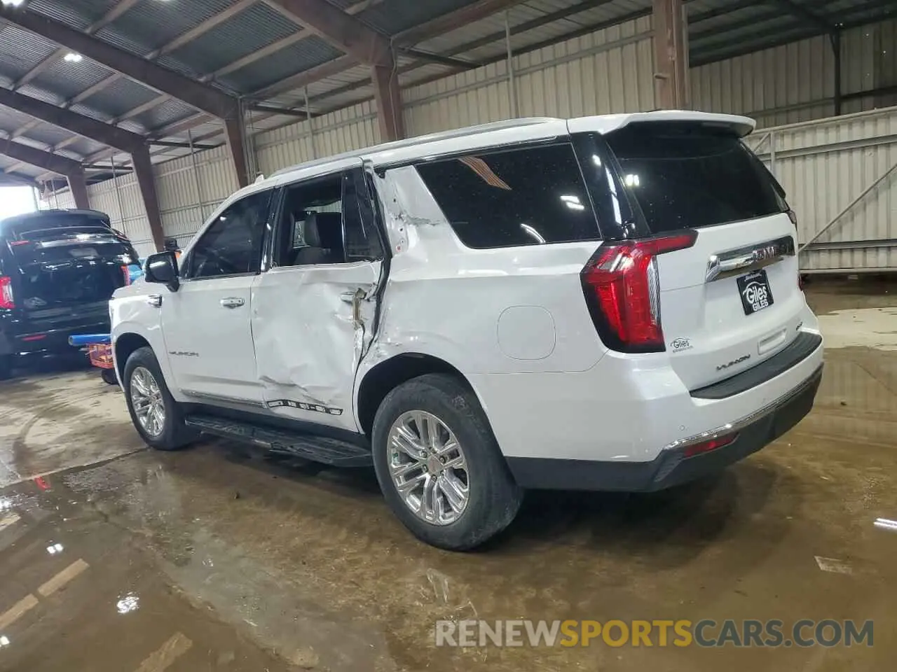 2 fotografías del automóvil dañado 1GKS1BKD0MR464123 GMC YUKON 2021