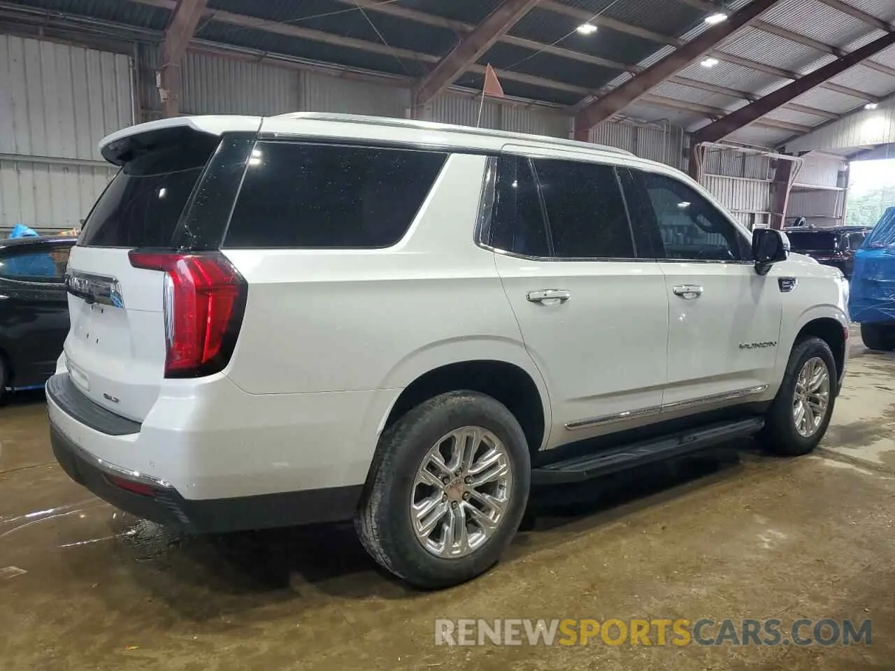 3 fotografías del automóvil dañado 1GKS1BKD0MR464123 GMC YUKON 2021