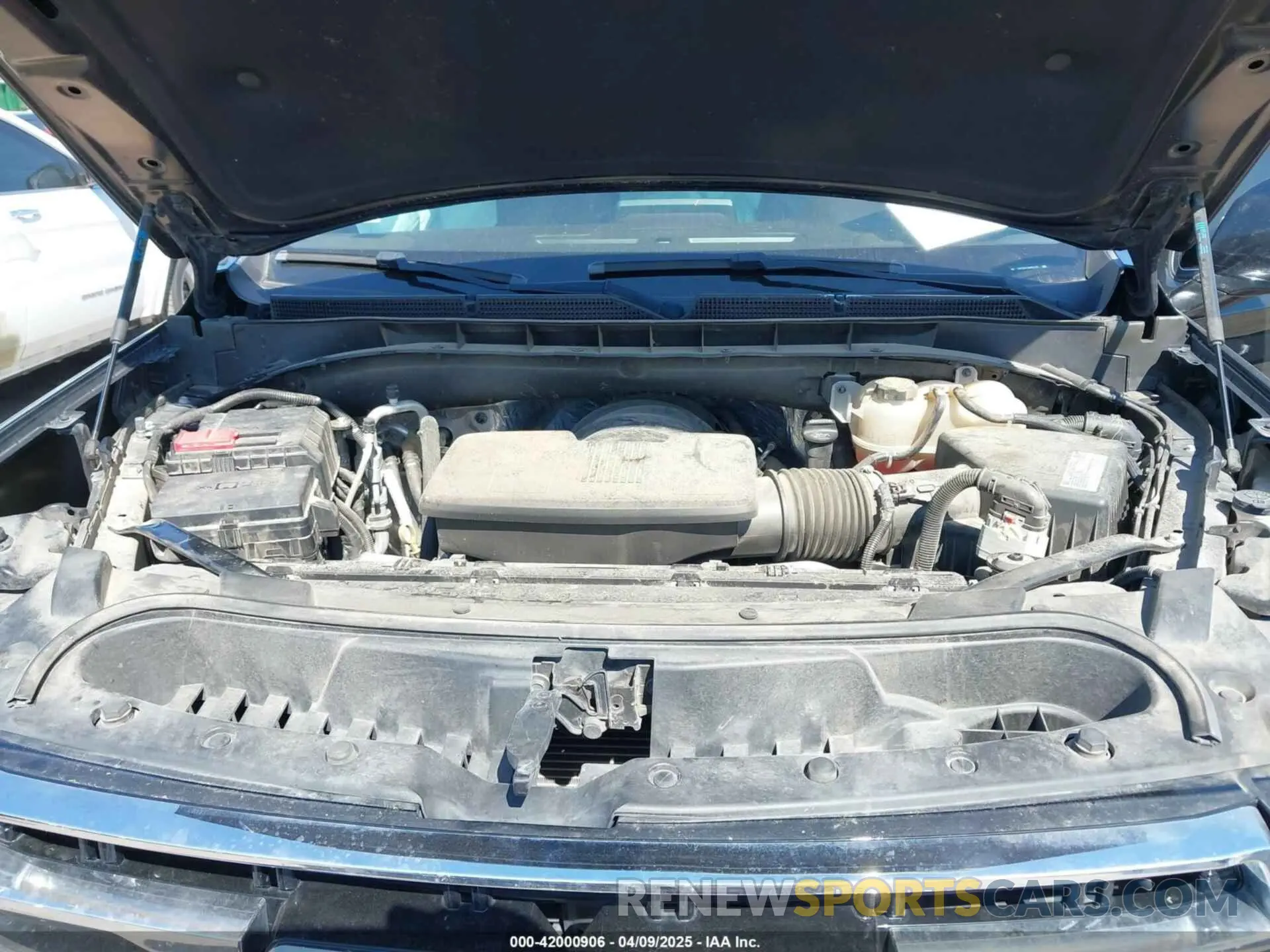 10 fotografías del automóvil dañado 1GKS1BKD2MR247110 GMC YUKON 2021