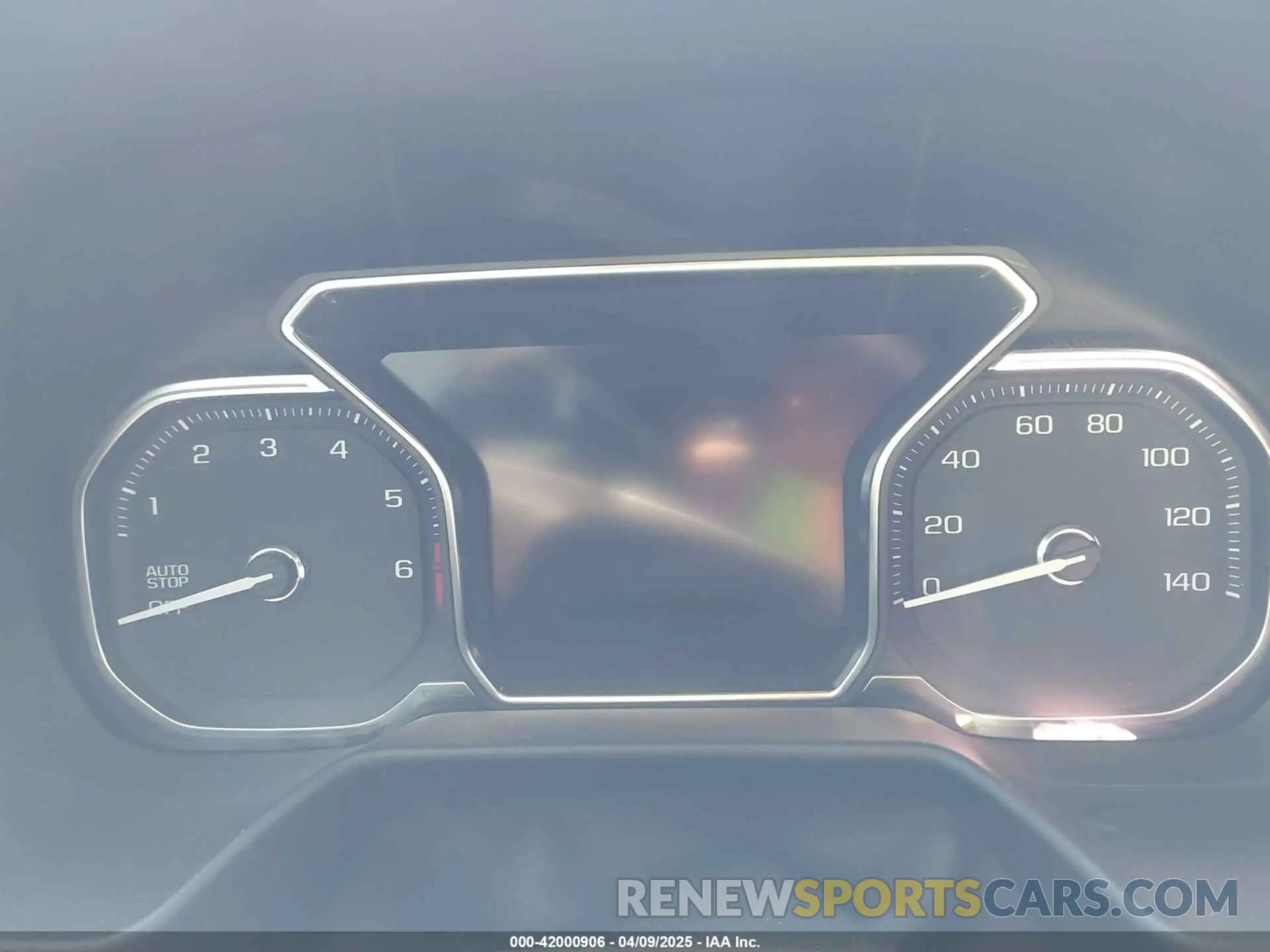7 fotografías del automóvil dañado 1GKS1BKD2MR247110 GMC YUKON 2021