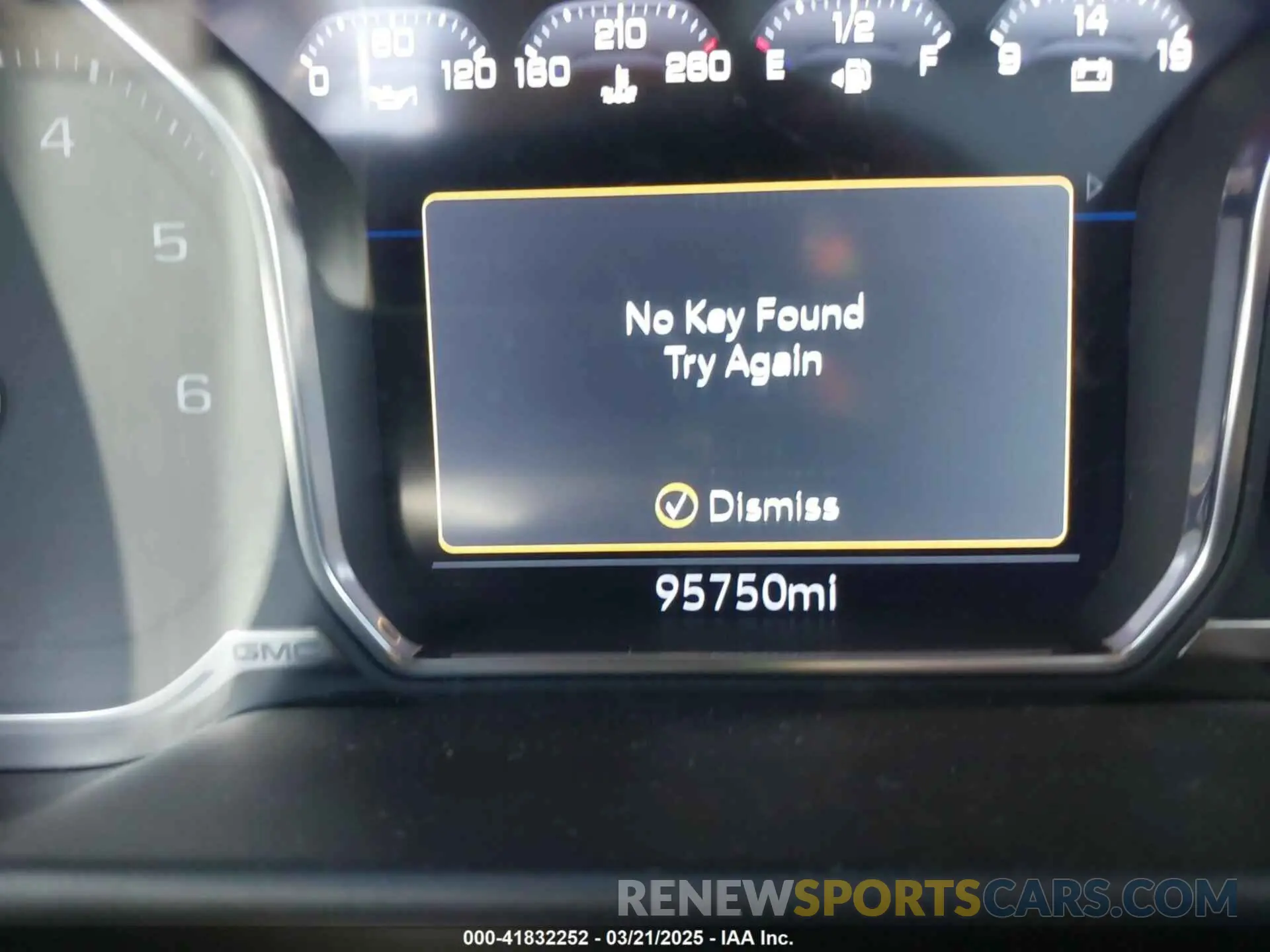 14 fotografías del automóvil dañado 1GKS1BKD3MR168352 GMC YUKON 2021