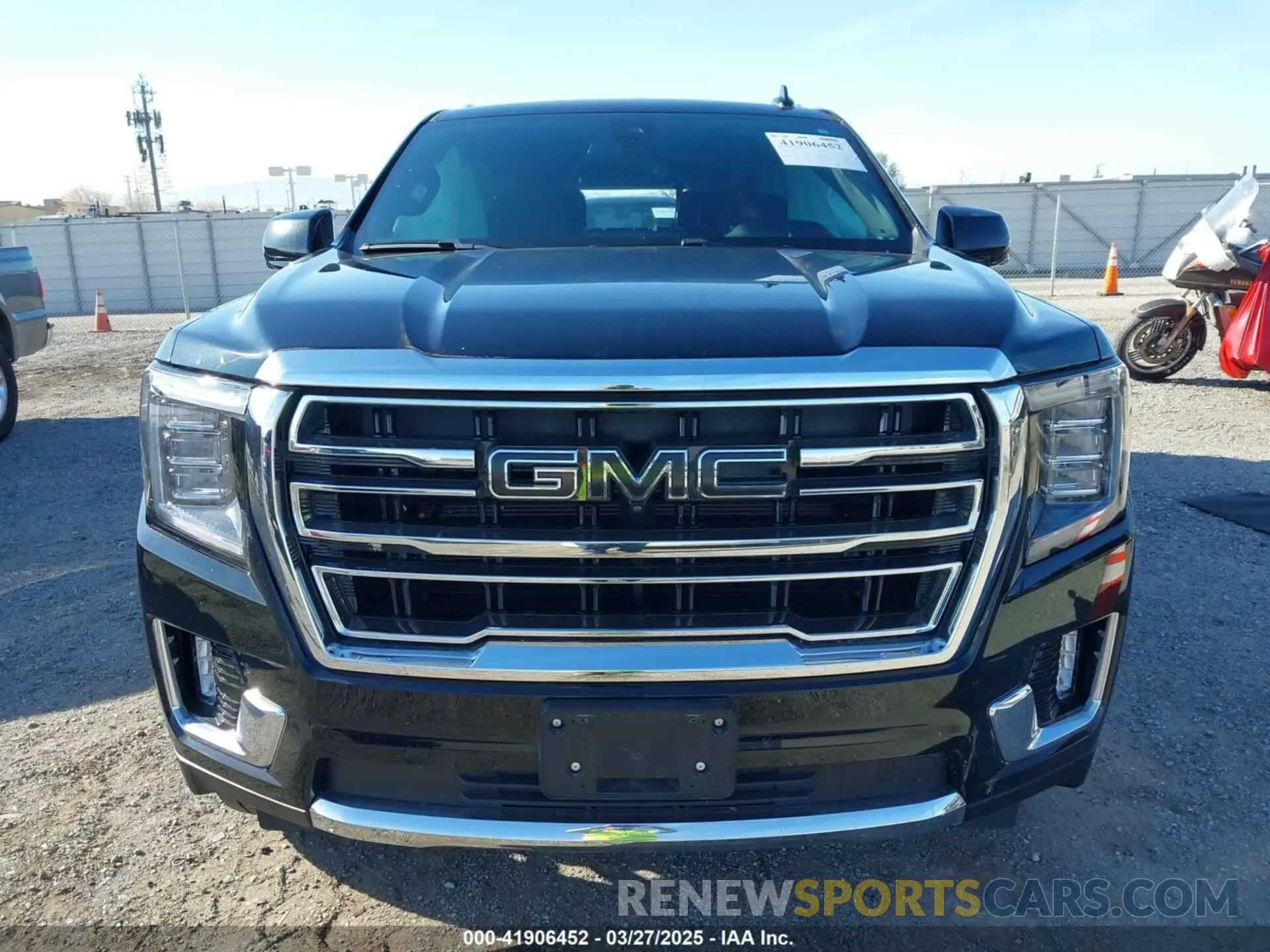 11 fotografías del automóvil dañado 1GKS1BKD4MR112212 GMC YUKON 2021