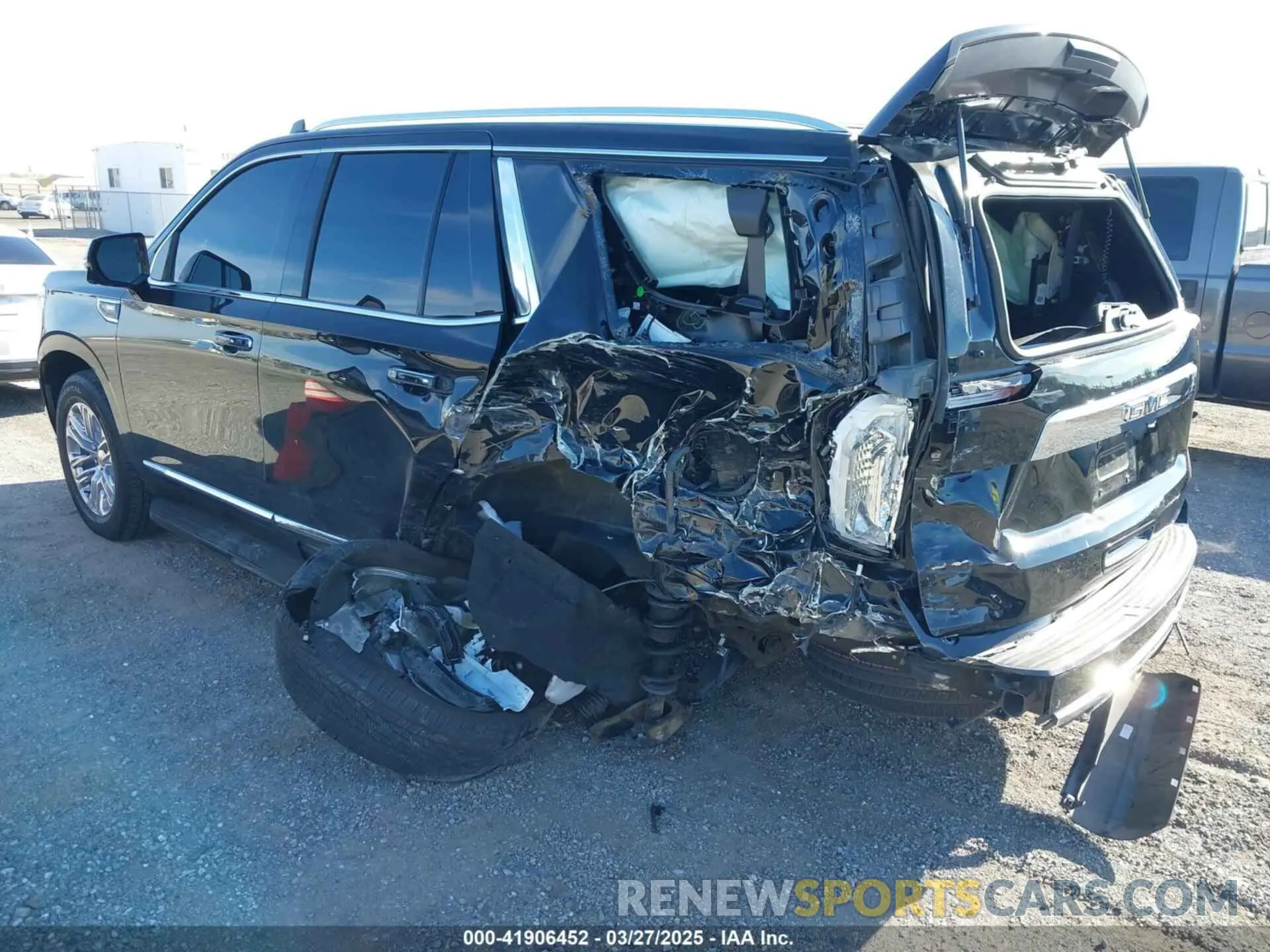 3 fotografías del automóvil dañado 1GKS1BKD4MR112212 GMC YUKON 2021