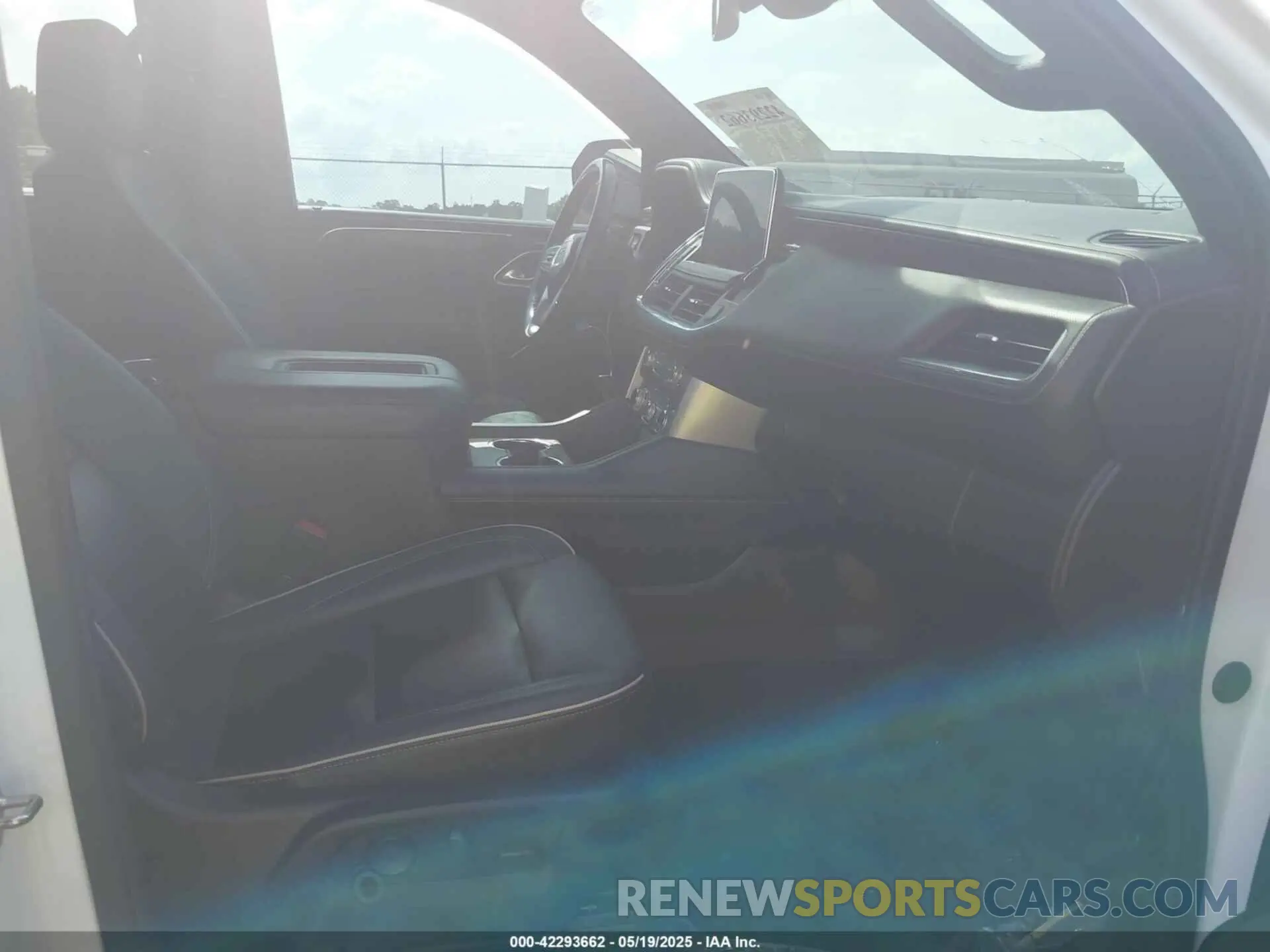 5 fotografías del automóvil dañado 1GKS1BKDXMR284292 GMC YUKON 2021