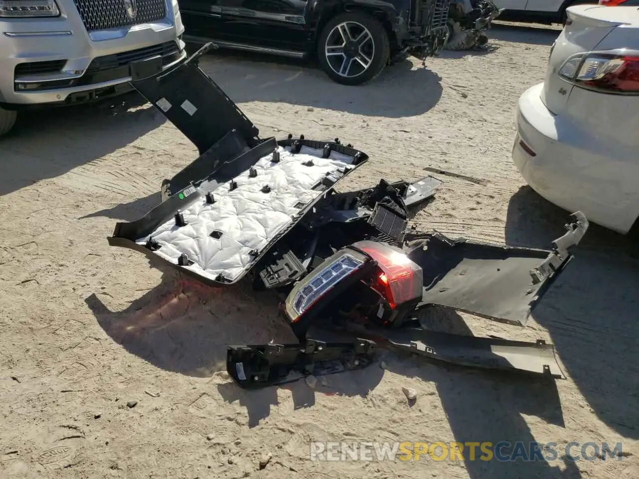 13 fotografías del automóvil dañado 1GKS1DKL0MR264474 GMC YUKON 2021