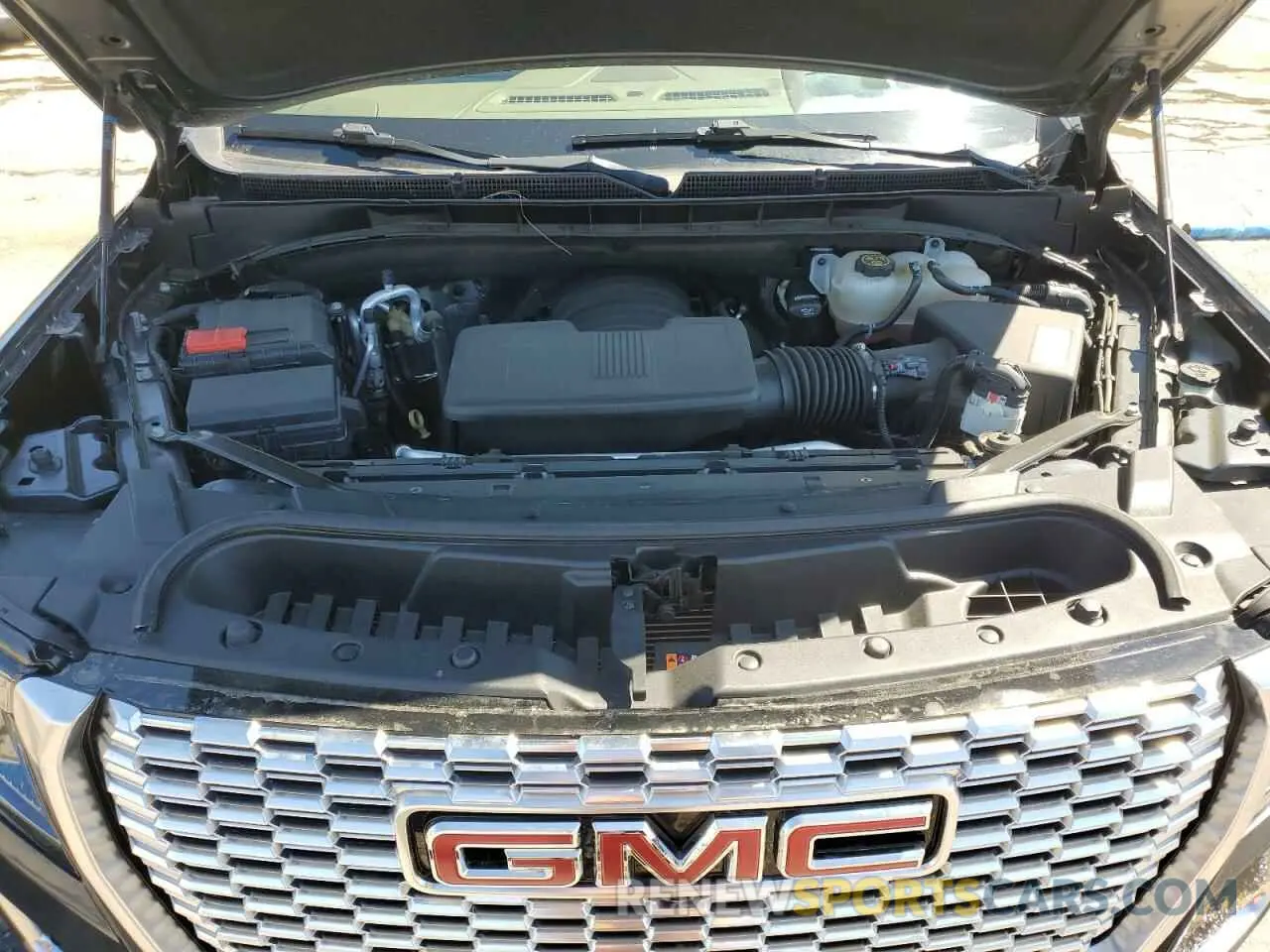 12 fotografías del automóvil dañado 1GKS1DKL1MR152959 GMC YUKON 2021
