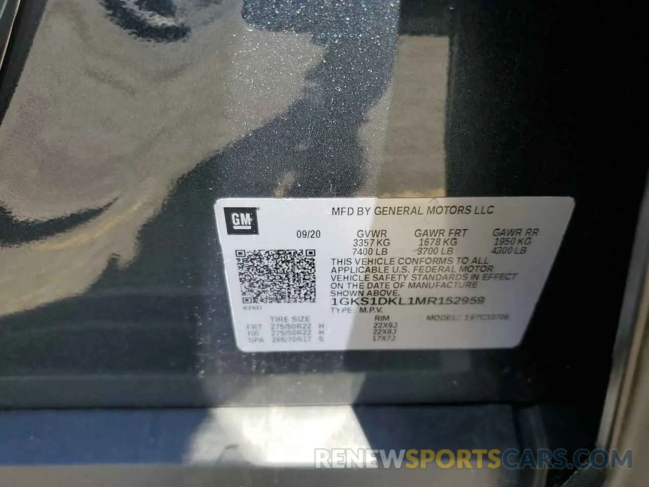 13 fotografías del automóvil dañado 1GKS1DKL1MR152959 GMC YUKON 2021