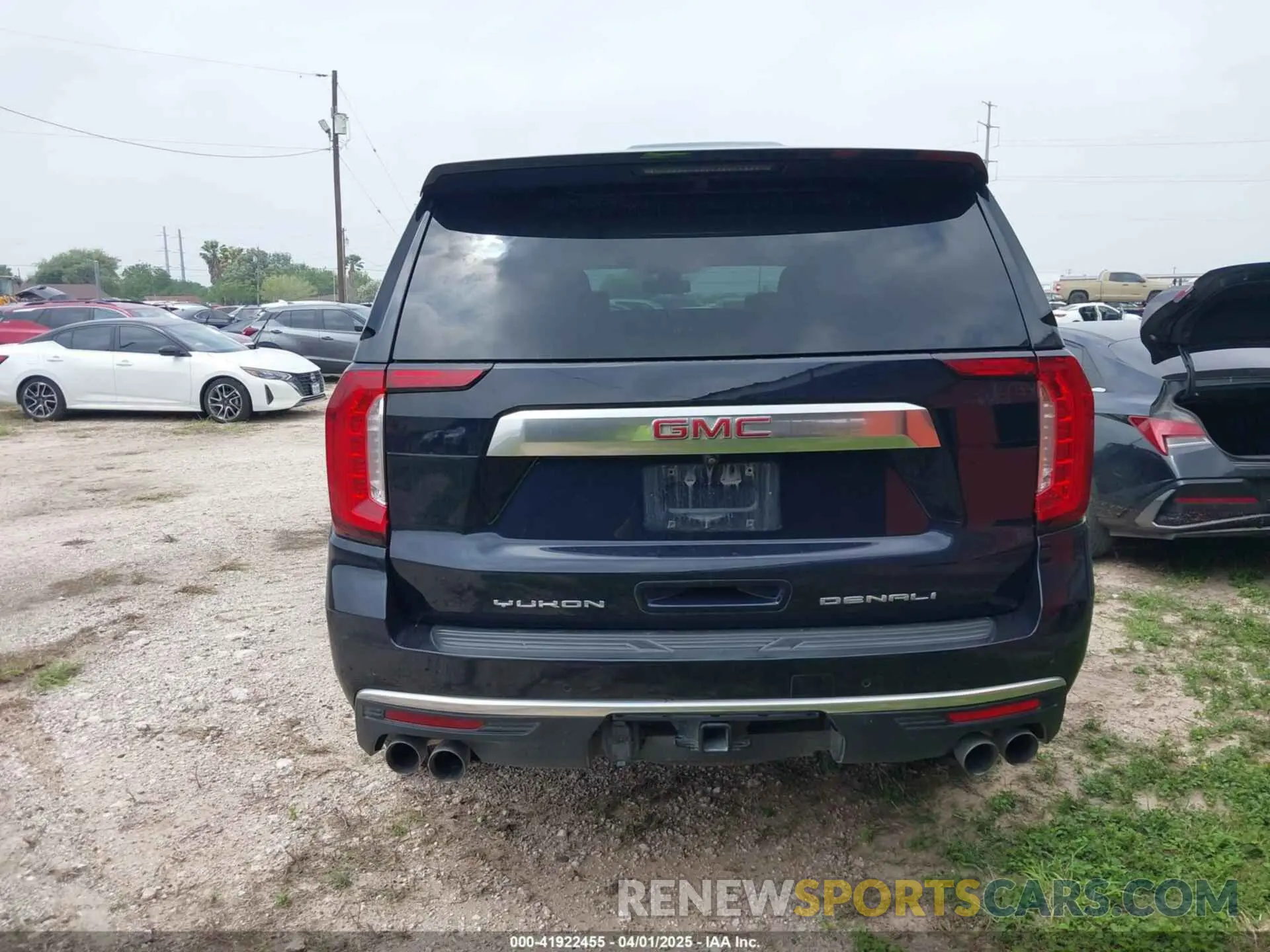 16 fotografías del automóvil dañado 1GKS1DKL7MR469385 GMC YUKON 2021