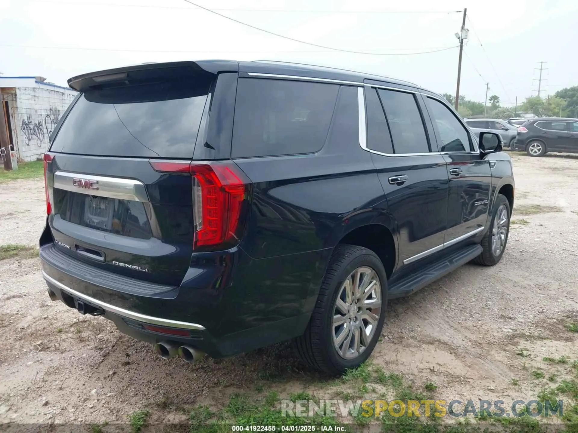 4 fotografías del automóvil dañado 1GKS1DKL7MR469385 GMC YUKON 2021