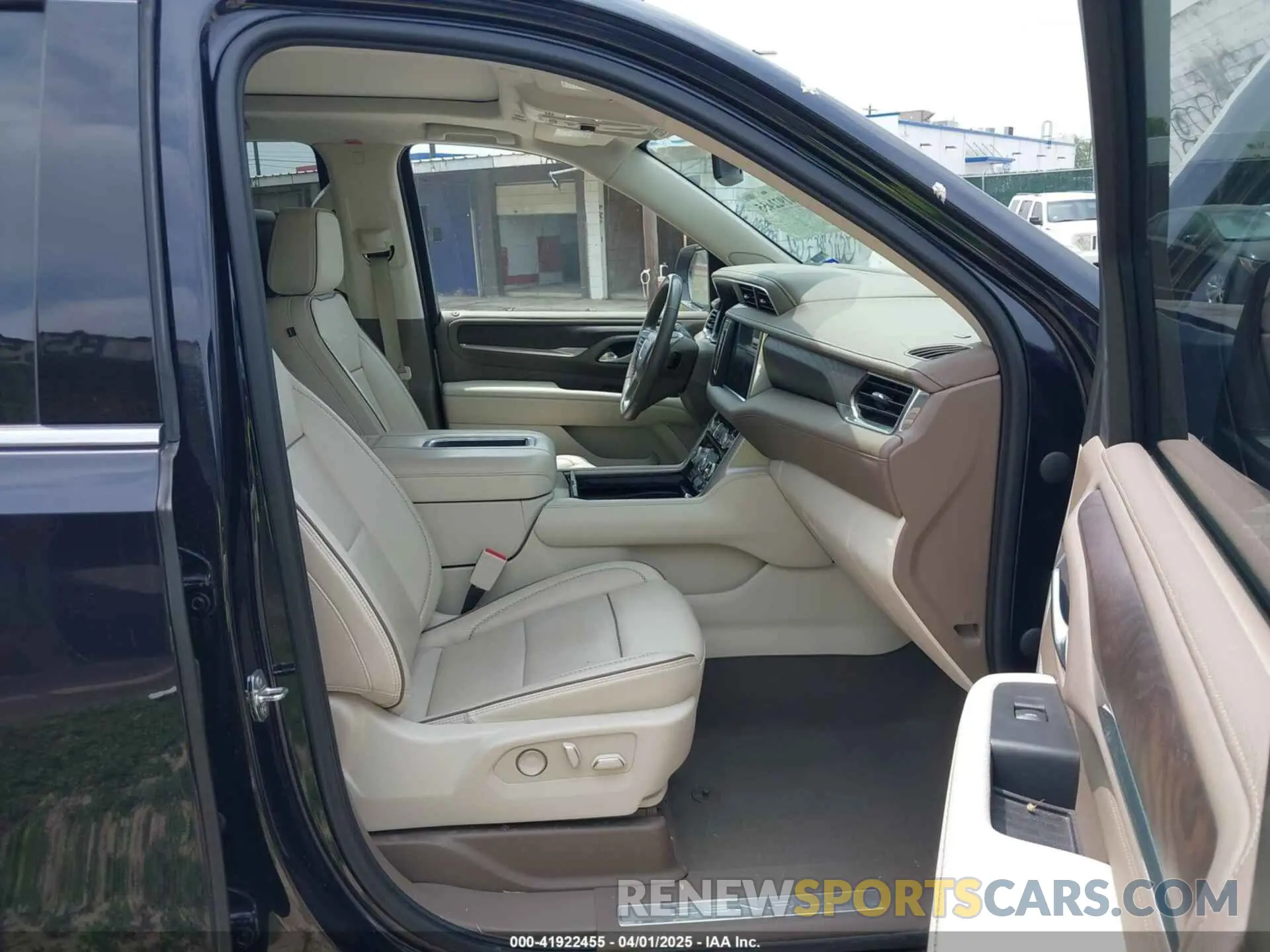 5 fotografías del automóvil dañado 1GKS1DKL7MR469385 GMC YUKON 2021