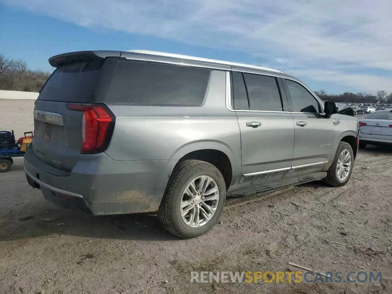 3 fotografías del automóvil dañado 1GKS1GKD6MR408992 GMC YUKON 2021