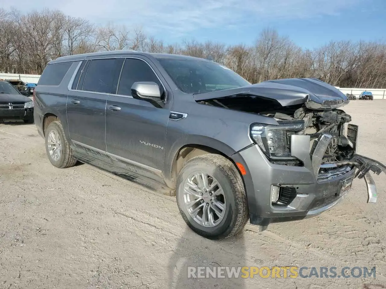 4 fotografías del automóvil dañado 1GKS1GKD6MR408992 GMC YUKON 2021