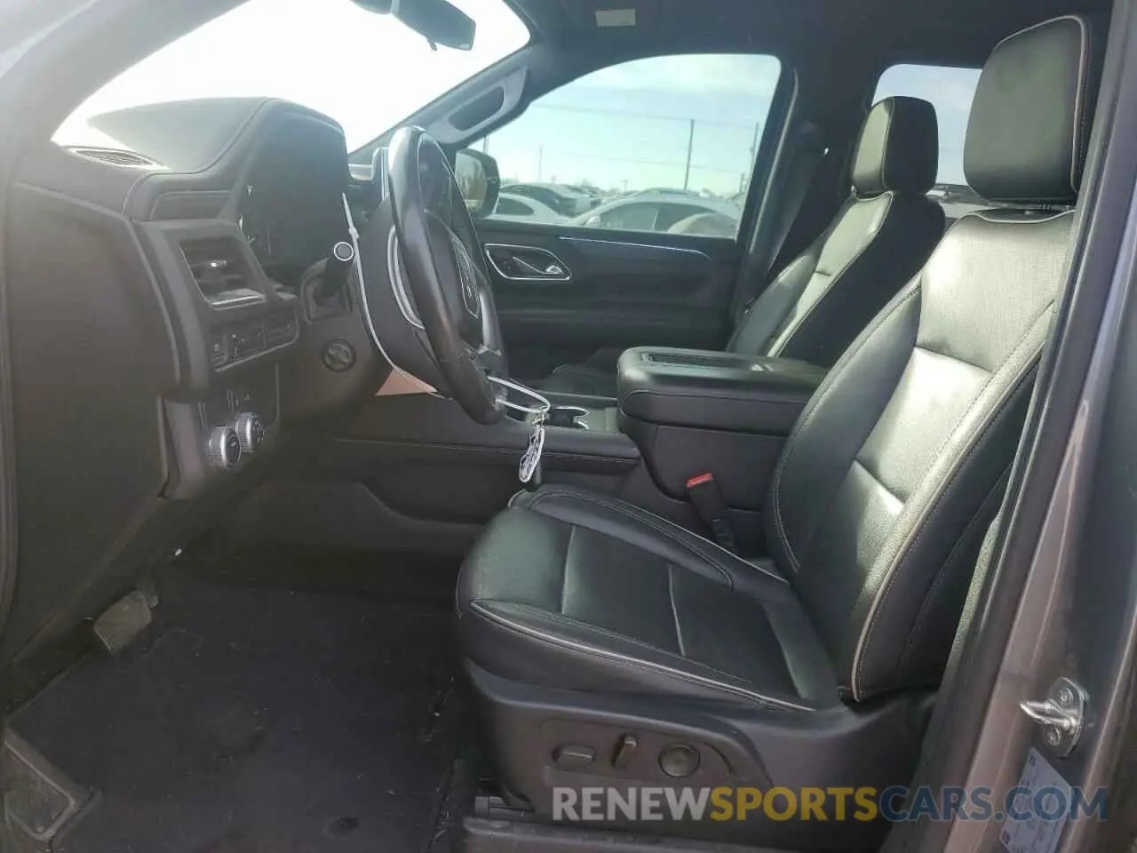 7 fotografías del automóvil dañado 1GKS1GKD6MR408992 GMC YUKON 2021
