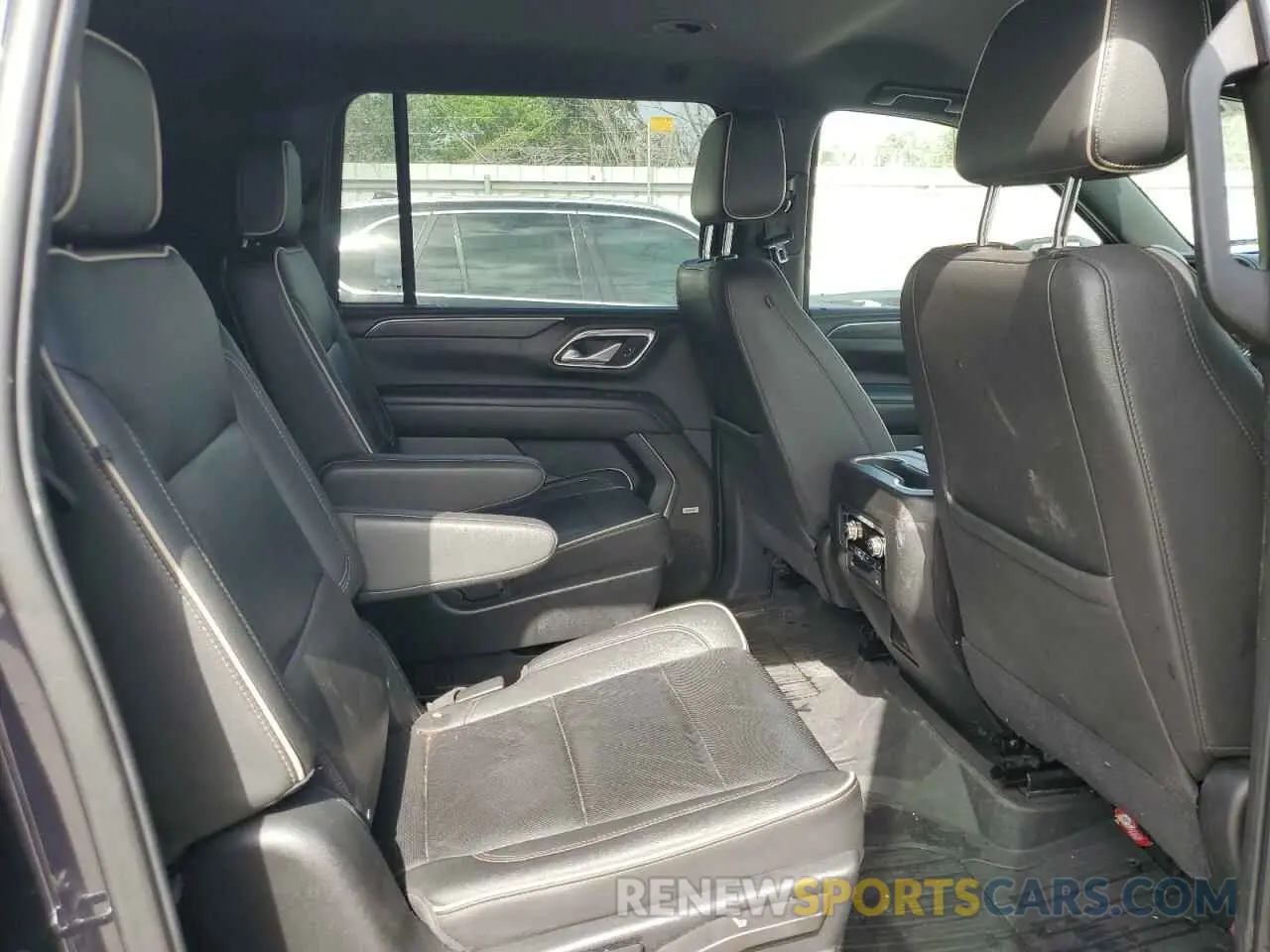 11 fotografías del automóvil dañado 1GKS1GKD8MR488604 GMC YUKON 2021
