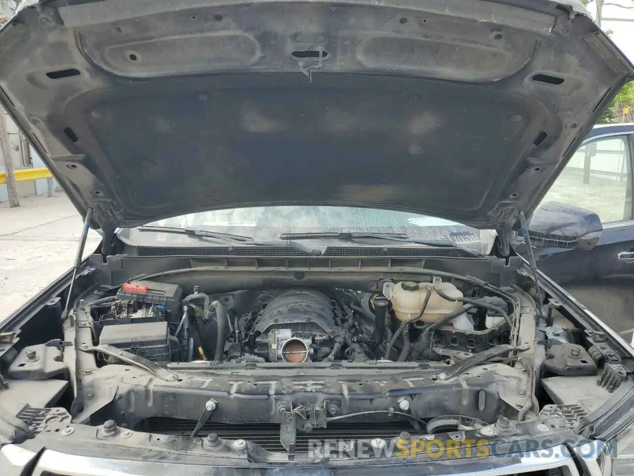 12 fotografías del automóvil dañado 1GKS1GKD8MR488604 GMC YUKON 2021