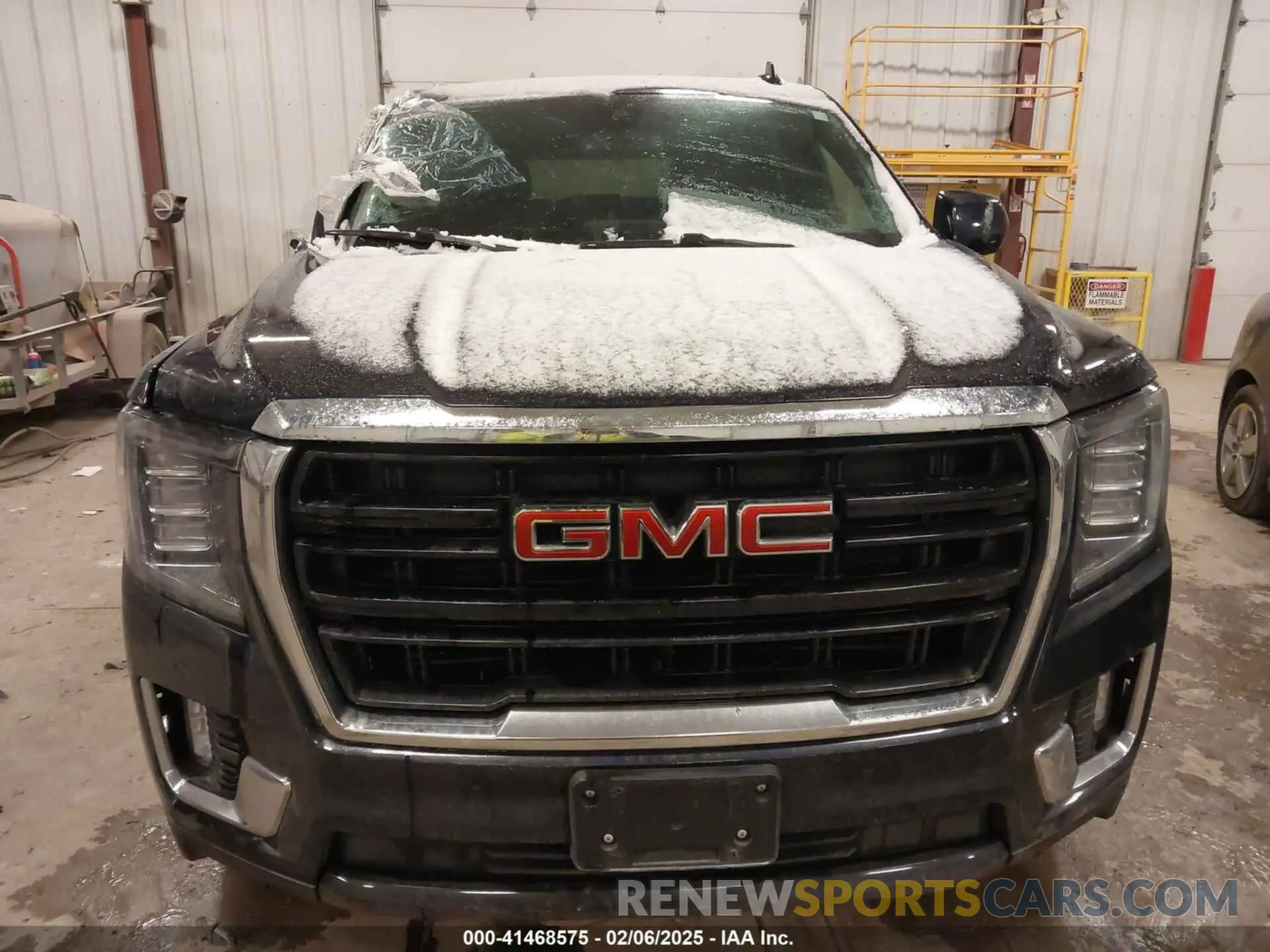 12 fotografías del automóvil dañado 1GKS2AKD5MR404460 GMC YUKON 2021