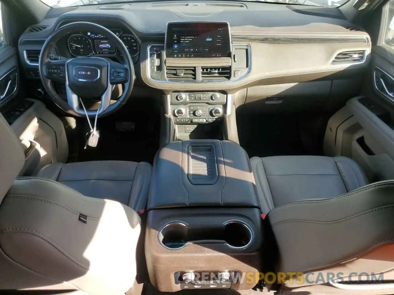 8 fotografías del automóvil dañado 1GKS2BKD2MR148235 GMC YUKON 2021