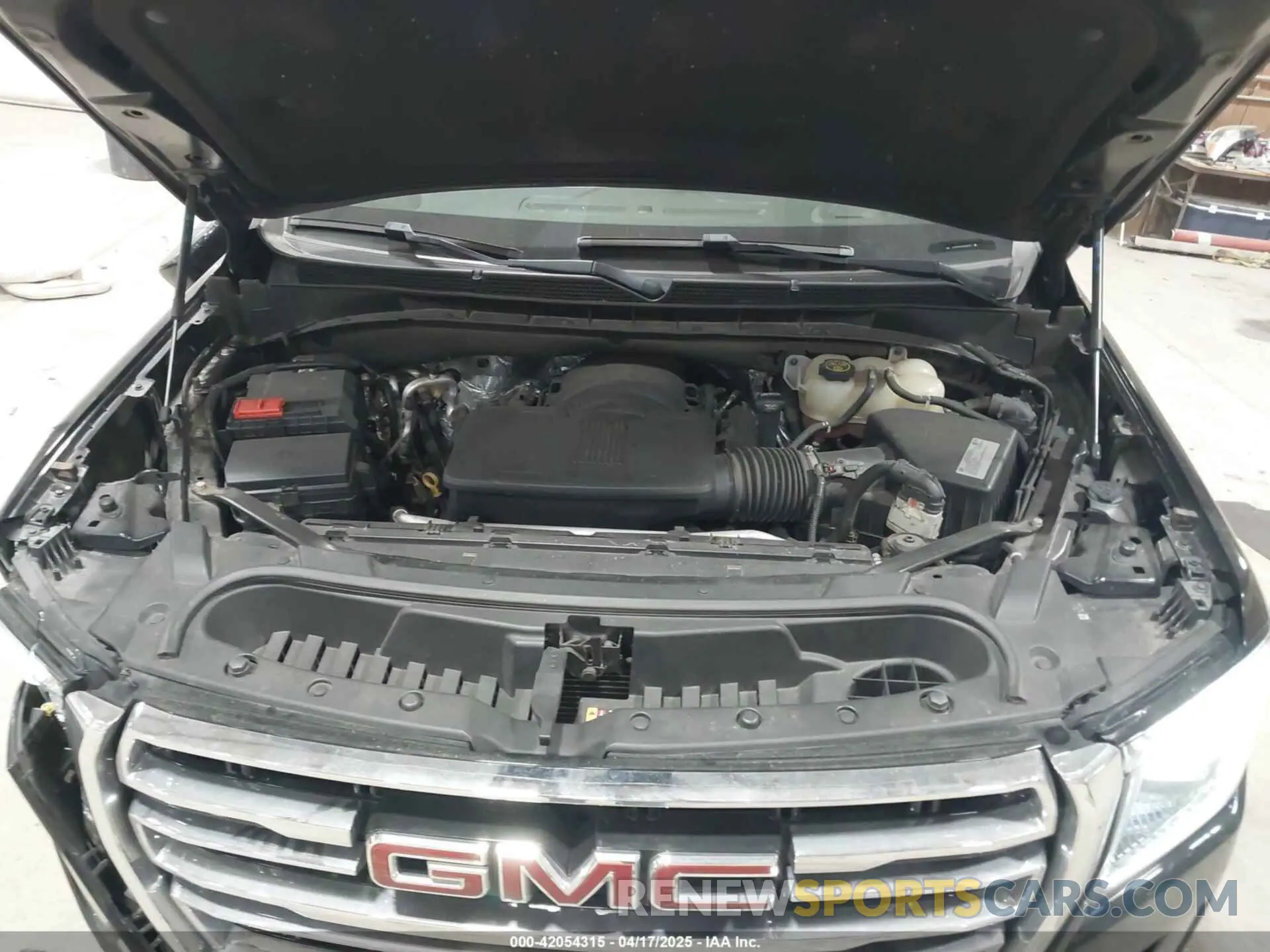 10 fotografías del automóvil dañado 1GKS2BKD2MR185771 GMC YUKON 2021