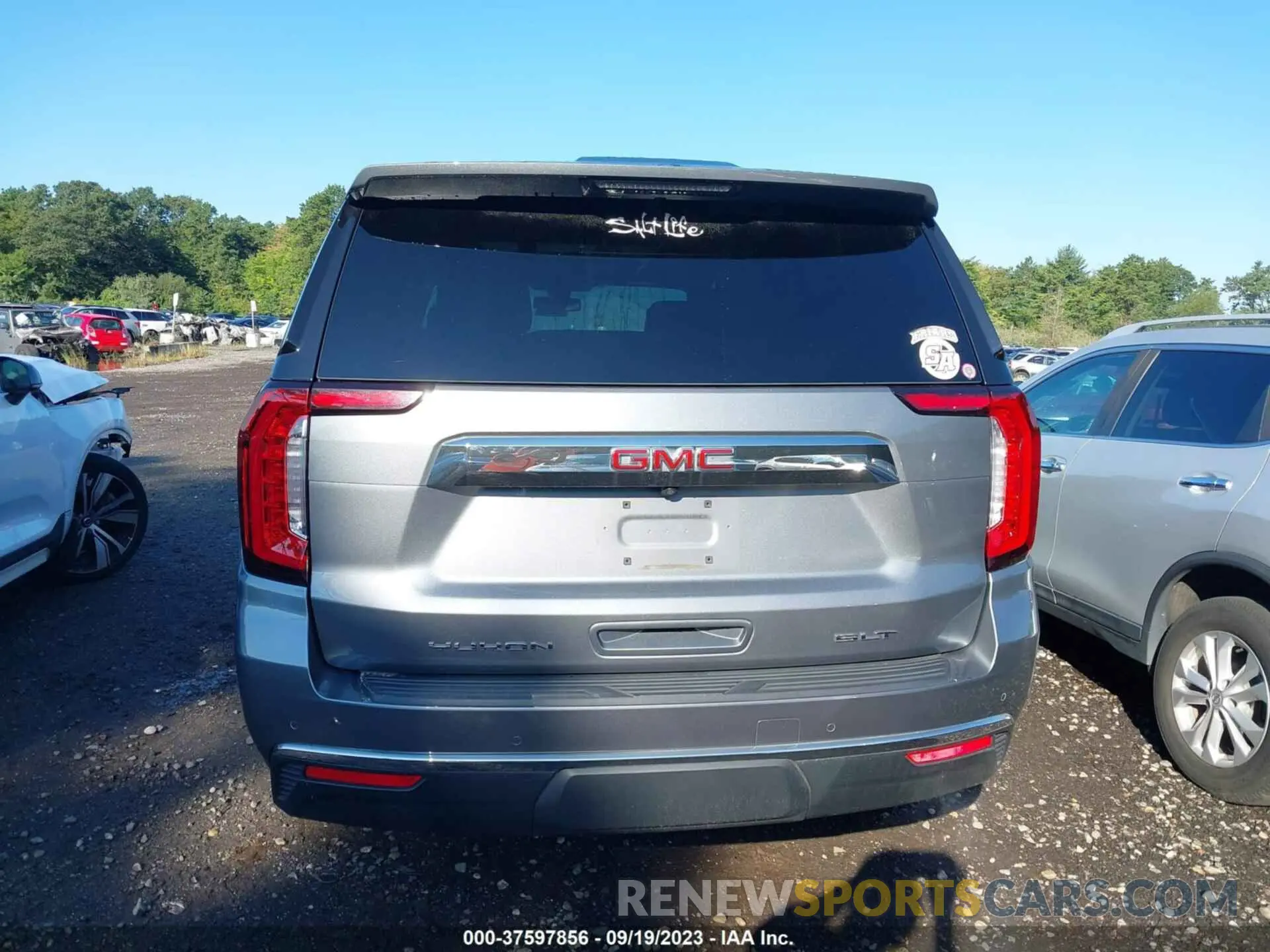 16 fotografías del automóvil dañado 1GKS2BKD4MR116497 GMC YUKON 2021