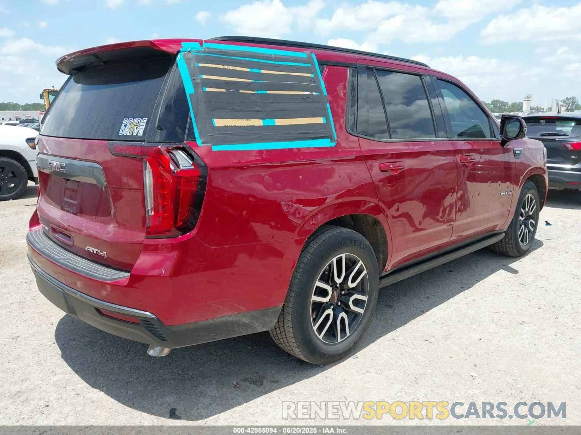 4 fotografías del automóvil dañado 1GKS2CKD5MR266771 GMC YUKON 2021
