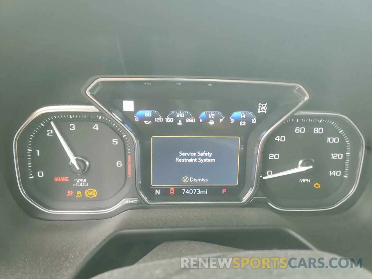 9 fotografías del automóvil dañado 1GKS2CKDXMR417491 GMC YUKON 2021