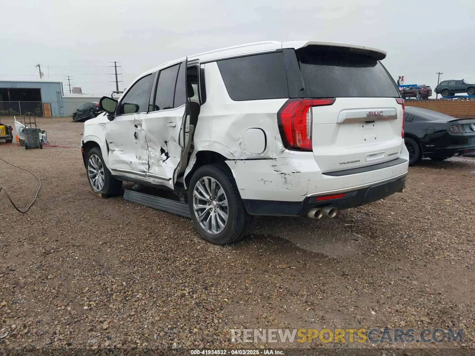 3 fotografías del automóvil dañado 1GKS2DKL0MR178210 GMC YUKON 2021