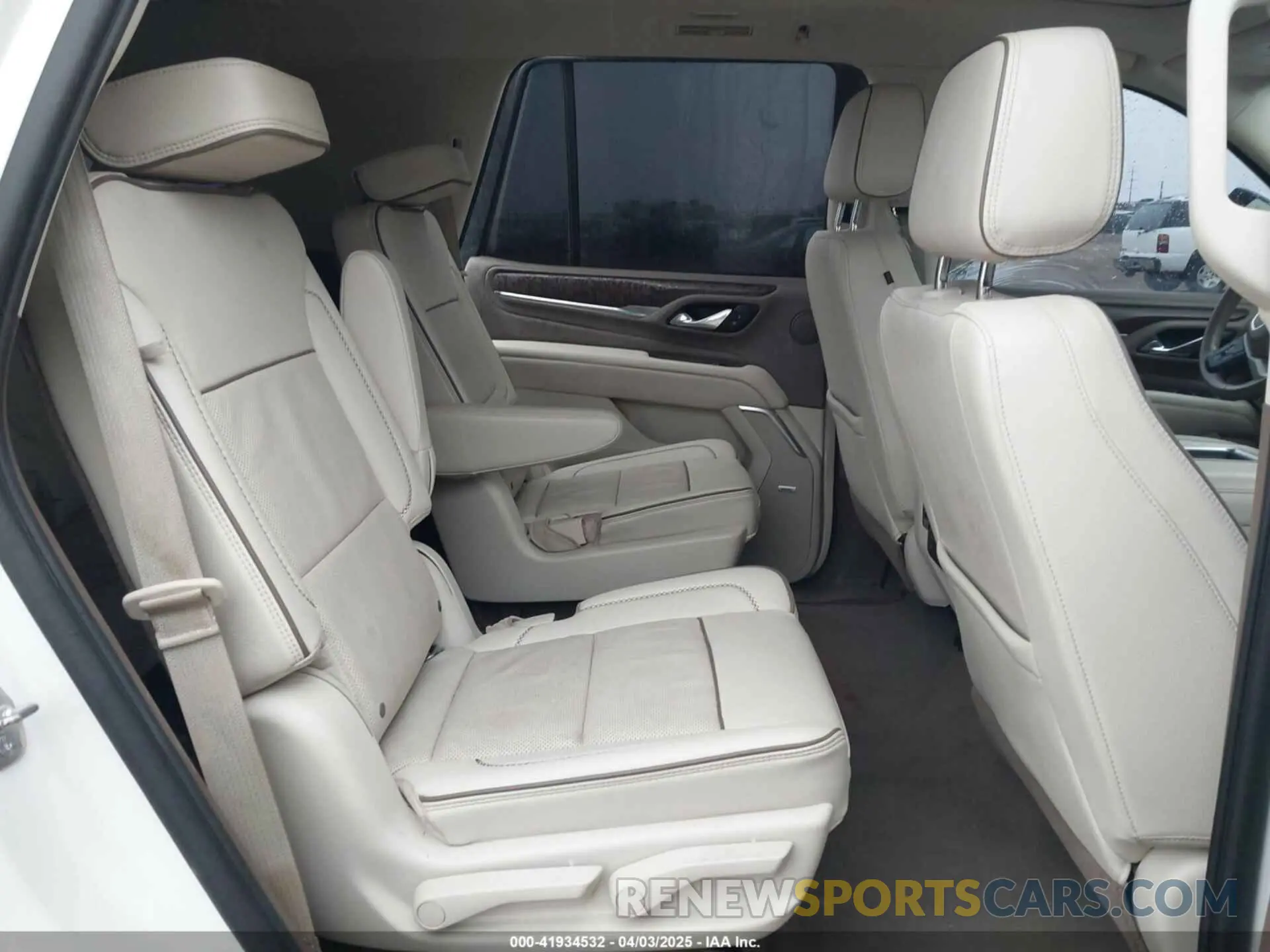 8 fotografías del automóvil dañado 1GKS2DKL0MR178210 GMC YUKON 2021
