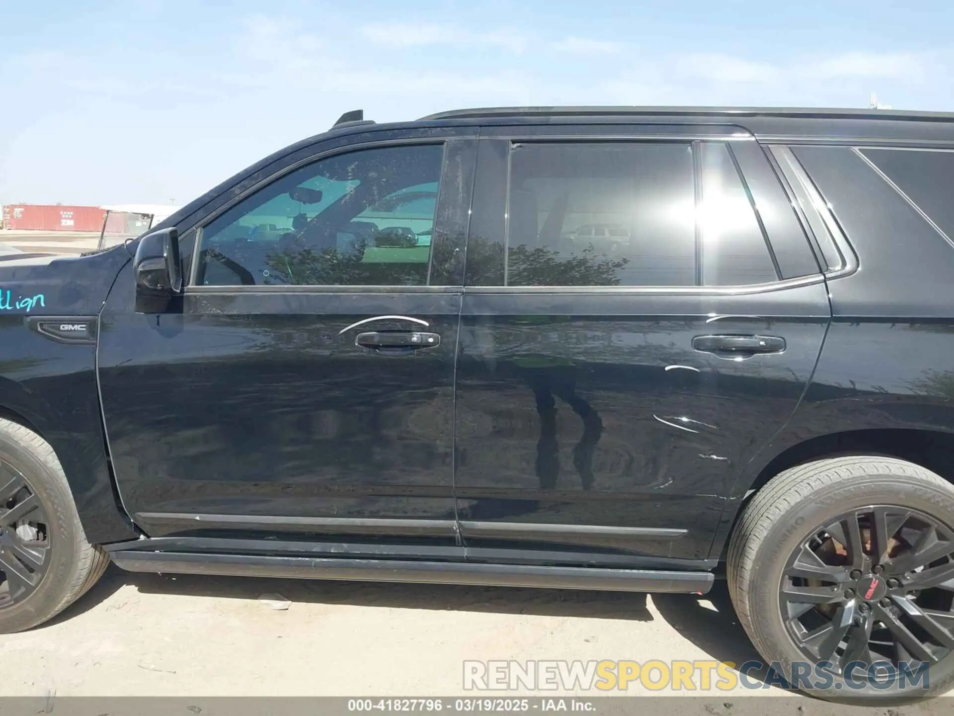 15 fotografías del automóvil dañado 1GKS2DKL1MR202269 GMC YUKON 2021
