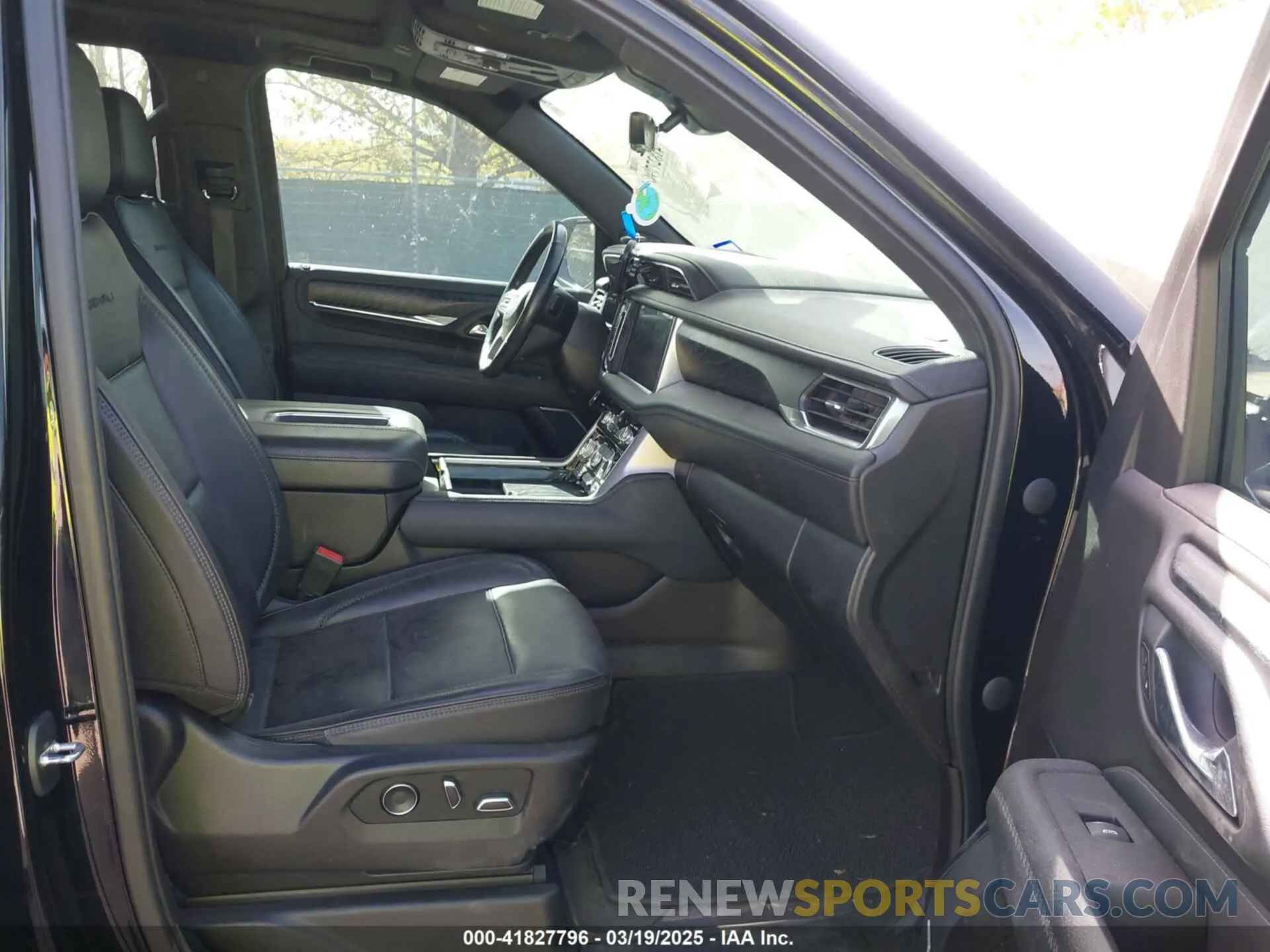5 fotografías del automóvil dañado 1GKS2DKL1MR202269 GMC YUKON 2021
