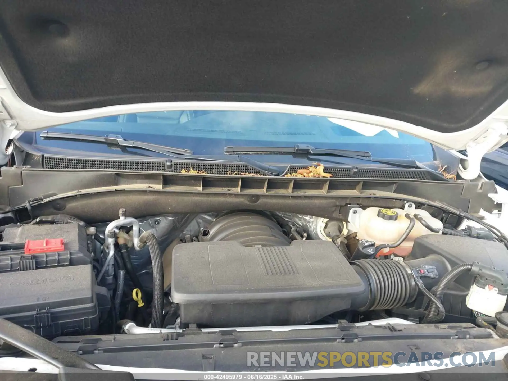 10 fotografías del automóvil dañado 1GKS2DKL2MR446965 GMC YUKON 2021