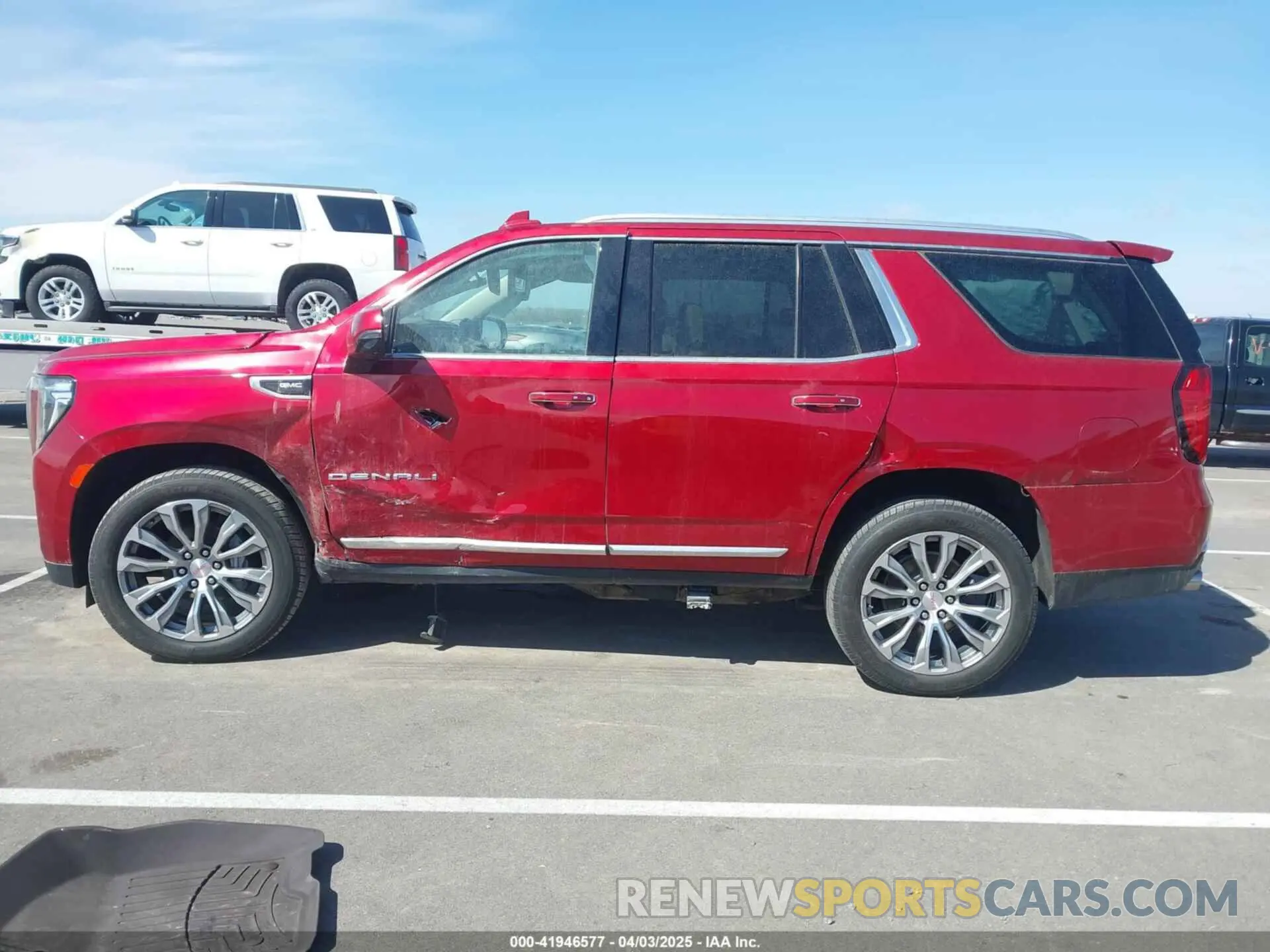 15 fotografías del automóvil dañado 1GKS2DKL4MR333308 GMC YUKON 2021