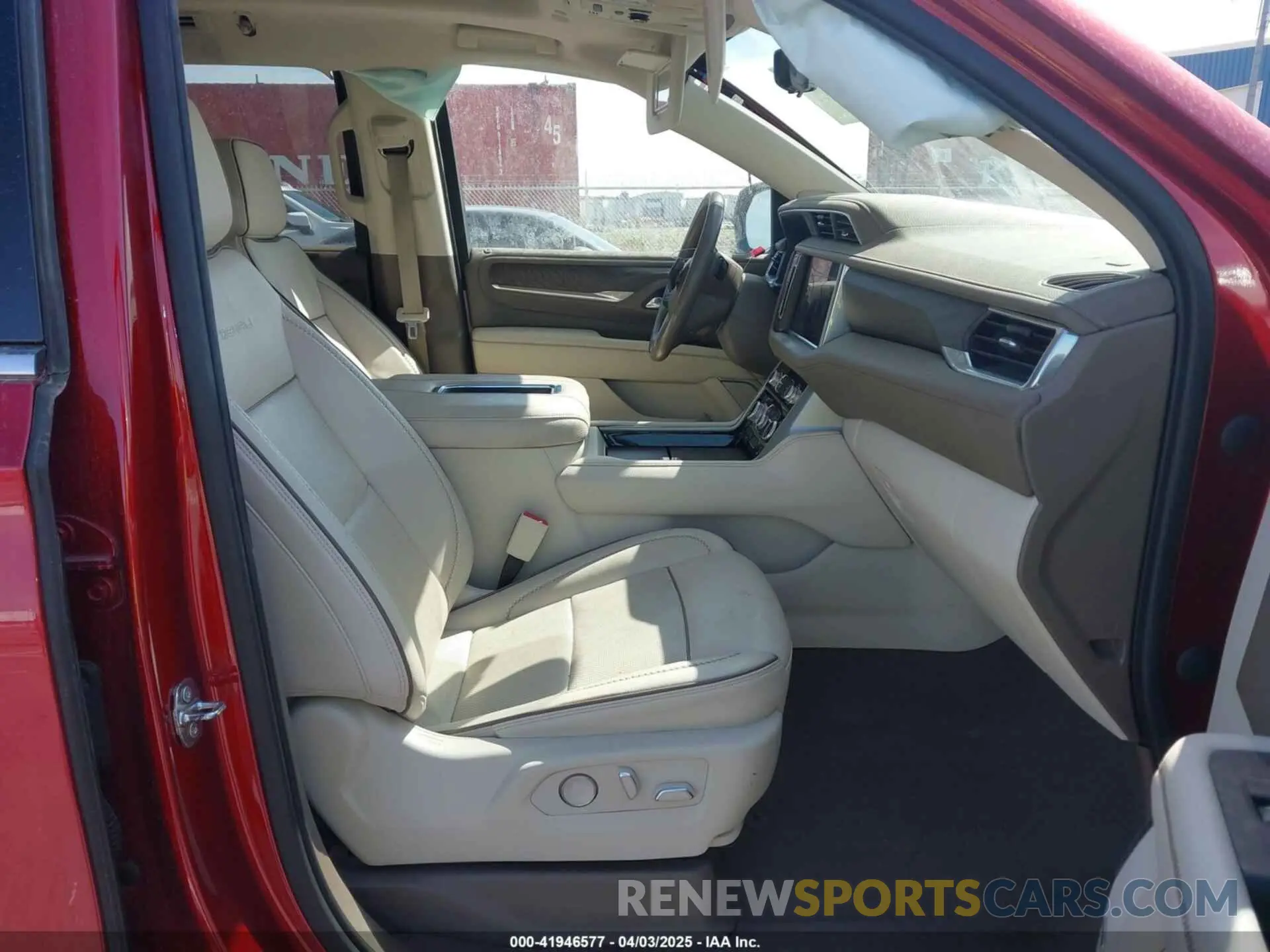 5 fotografías del automóvil dañado 1GKS2DKL4MR333308 GMC YUKON 2021